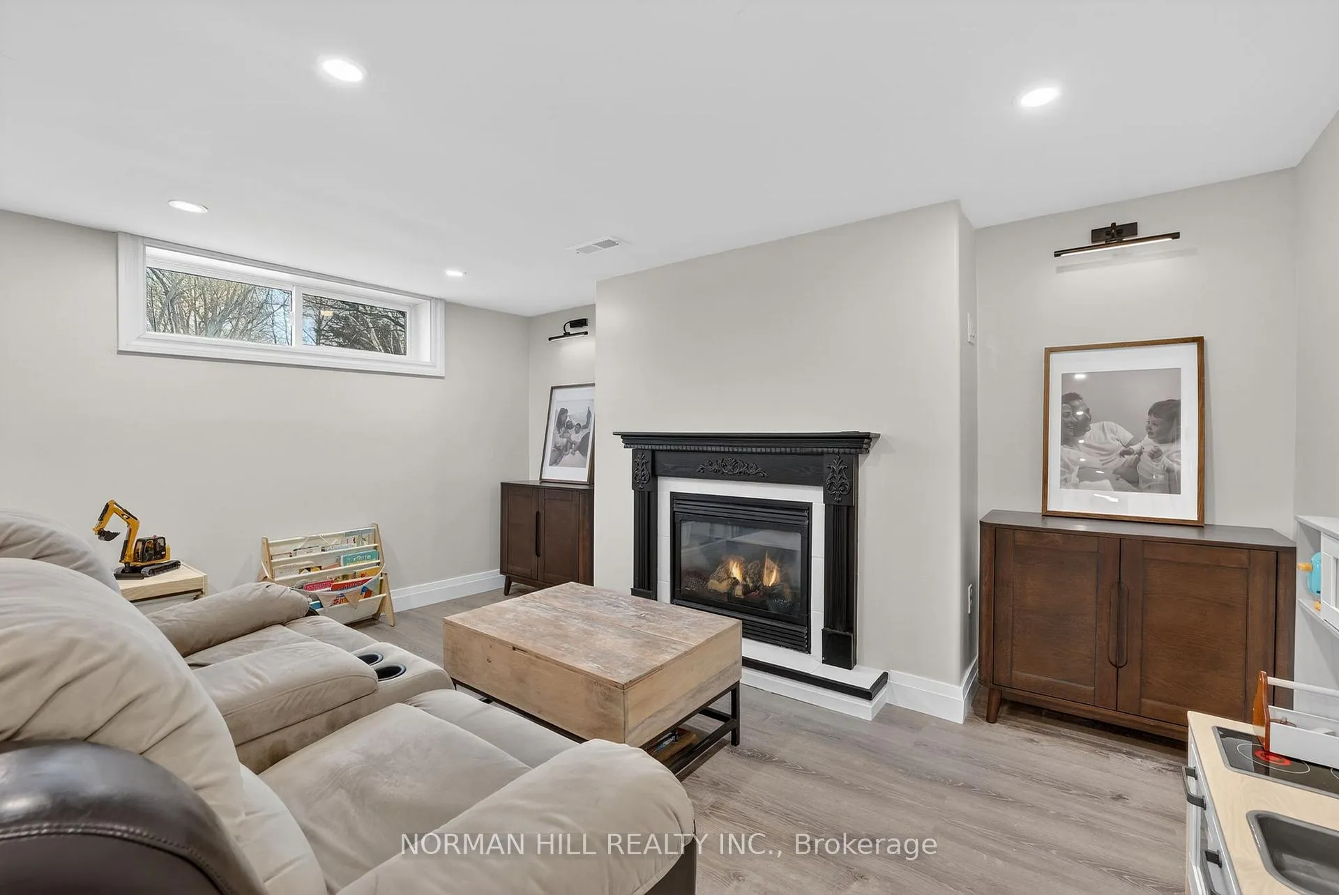 Photo 35 of 4 Patrick Drive, Aurora, Aurora Highlands — HOMEH
