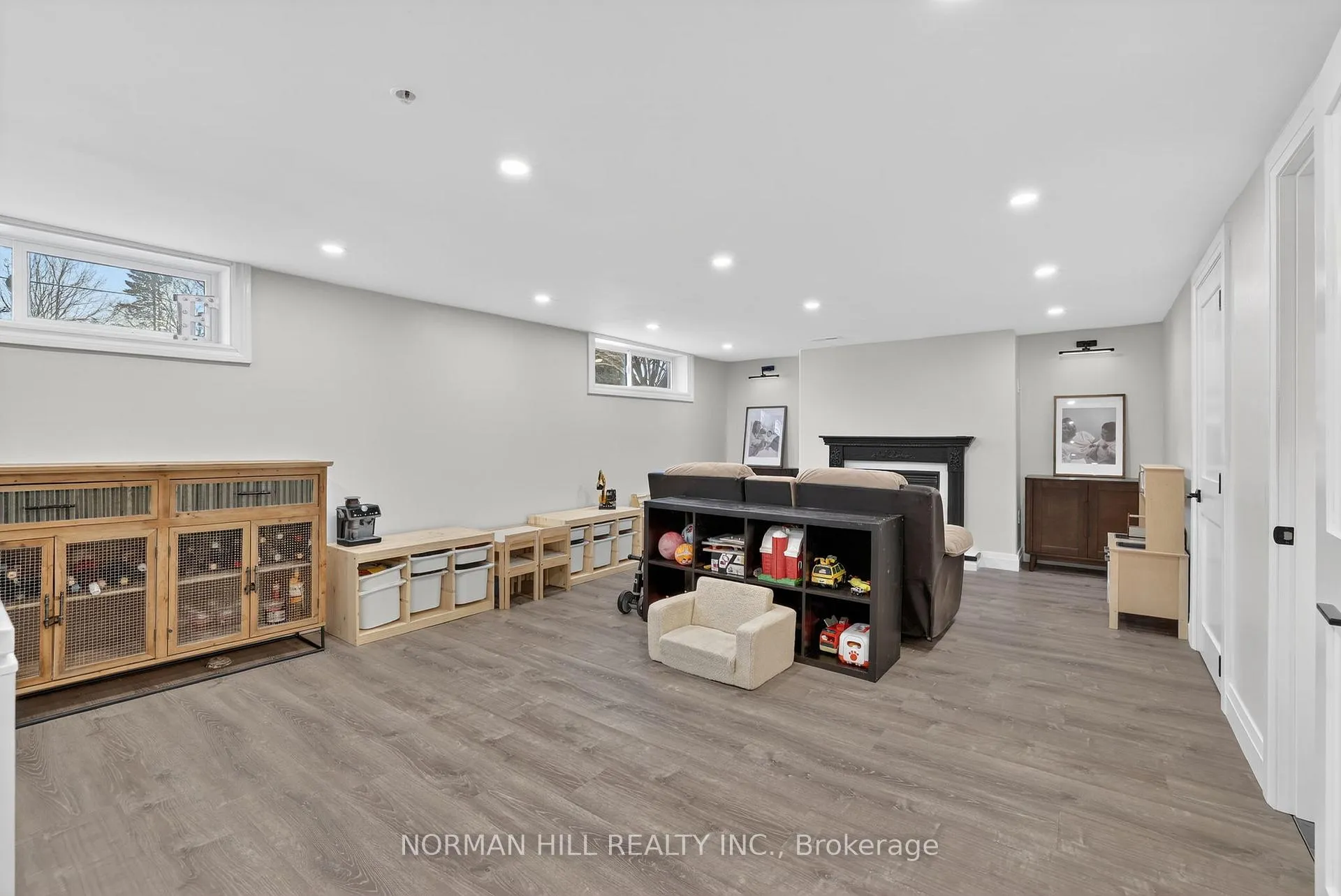 Photo 36 of 4 Patrick Drive, Aurora, Aurora Highlands — HOMEH