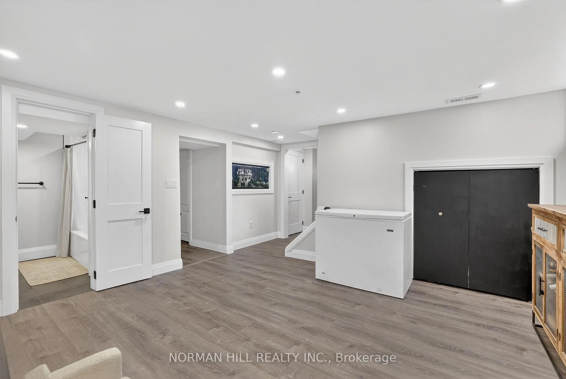 Photo 39 of 4 Patrick Drive, Aurora, Aurora Highlands — HOMEH