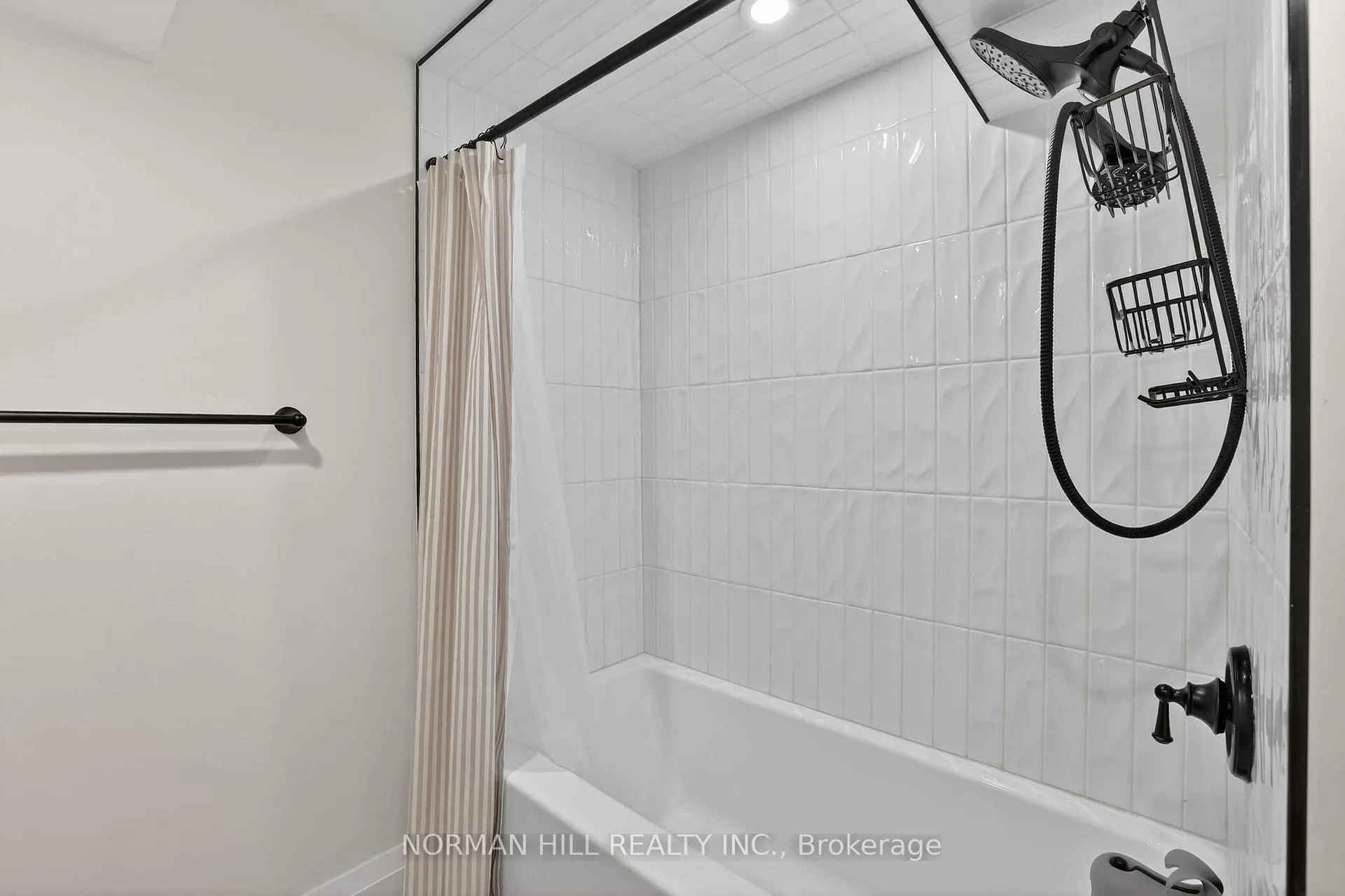 Photo 41 of 4 Patrick Drive, Aurora, Aurora Highlands — HOMEH