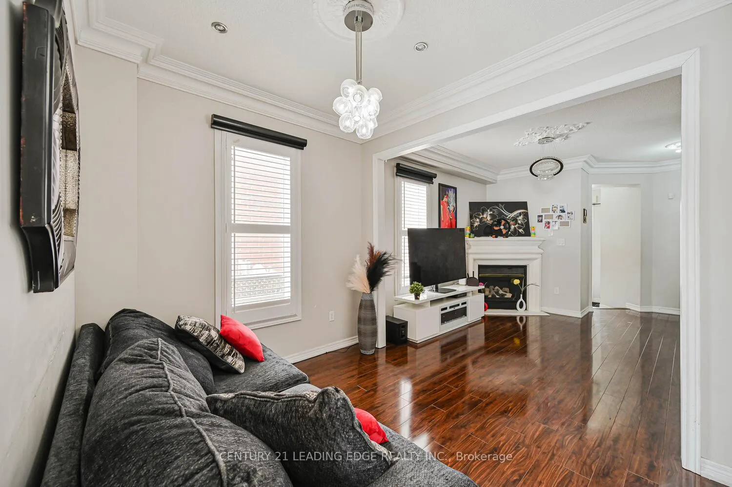 Photo 1 of 44 Deepcoral Court, Brampton, Madoc — HOMEH