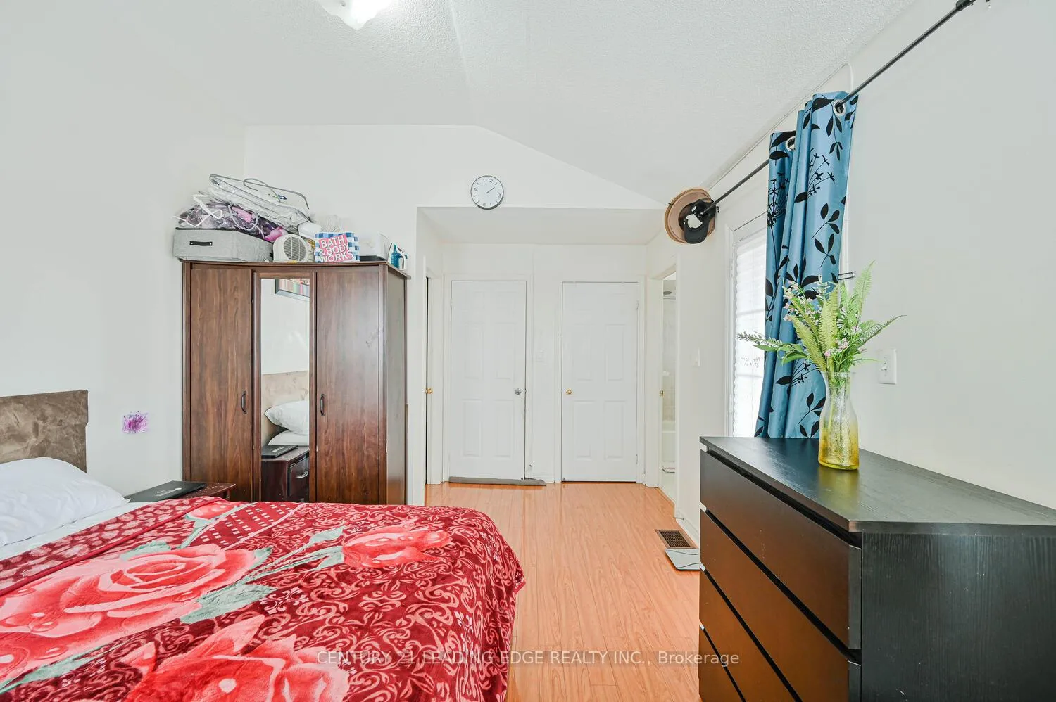 Photo 14 of 44 Deepcoral Court, Brampton, Madoc — HOMEH