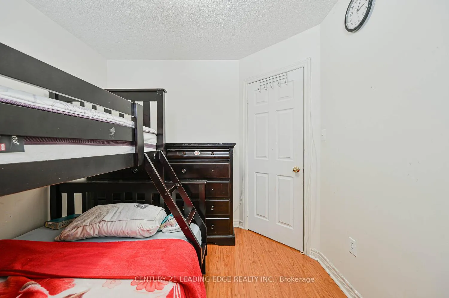 Photo 17 of 44 Deepcoral Court, Brampton, Madoc — HOMEH