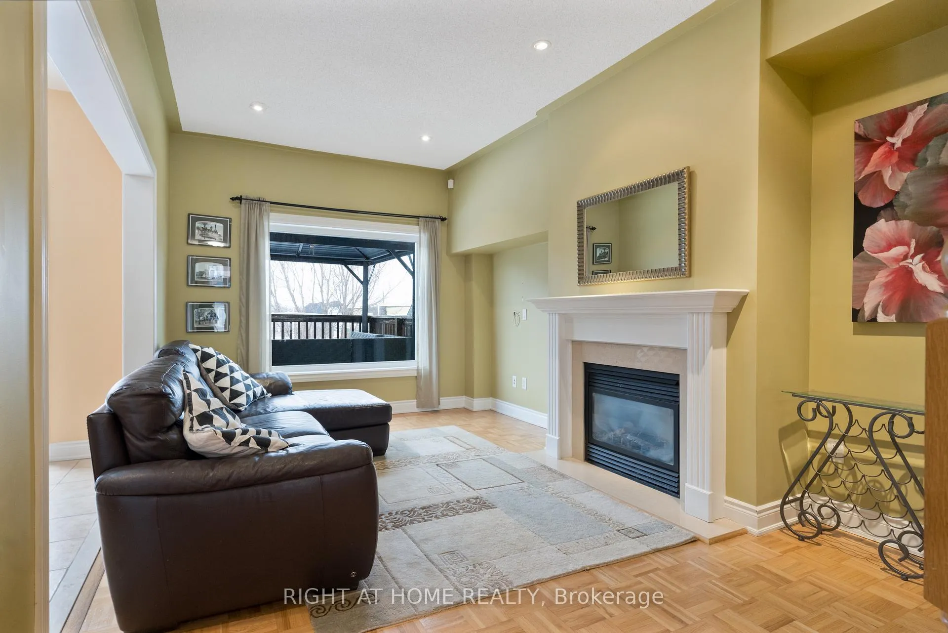 Photo 1 of 16 Honeywood Road, Vaughan, Patterson — HOMEH