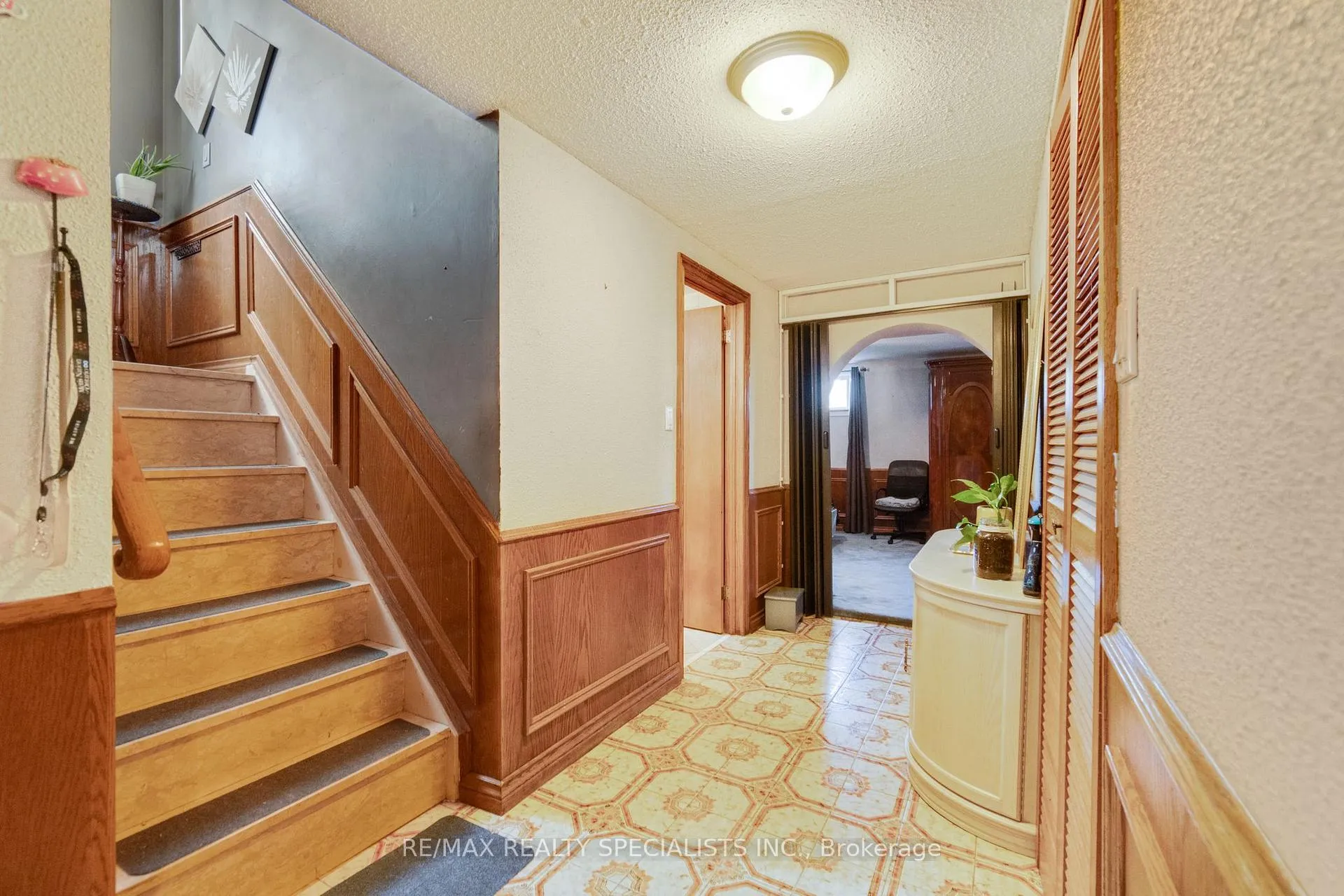 Photo 24 of 8 Malcolm Crescent, Brampton, Central Park — HOMEH