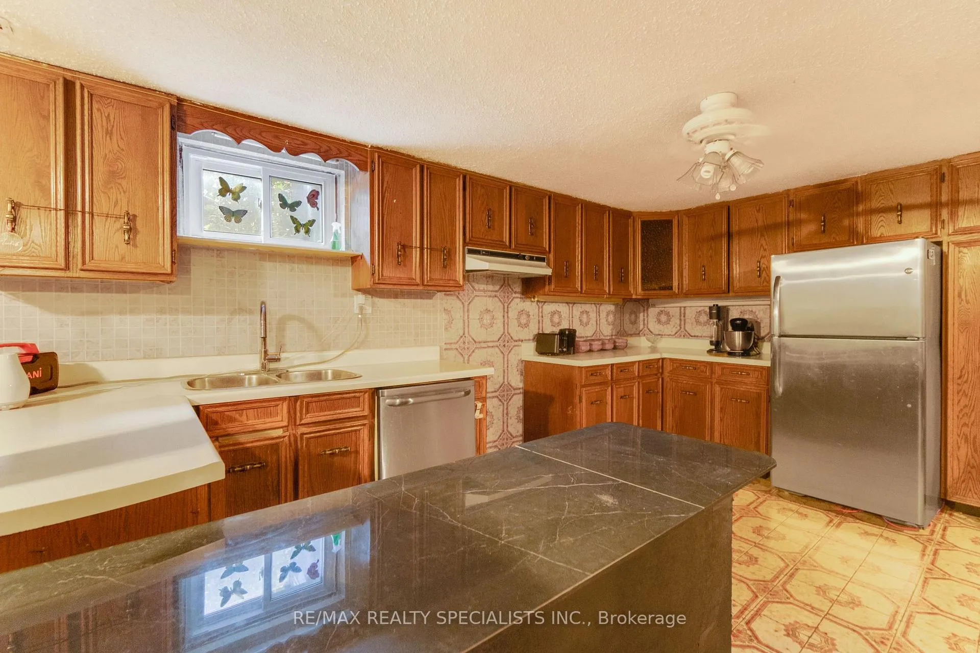 Photo 28 of 8 Malcolm Crescent, Brampton, Central Park — HOMEH