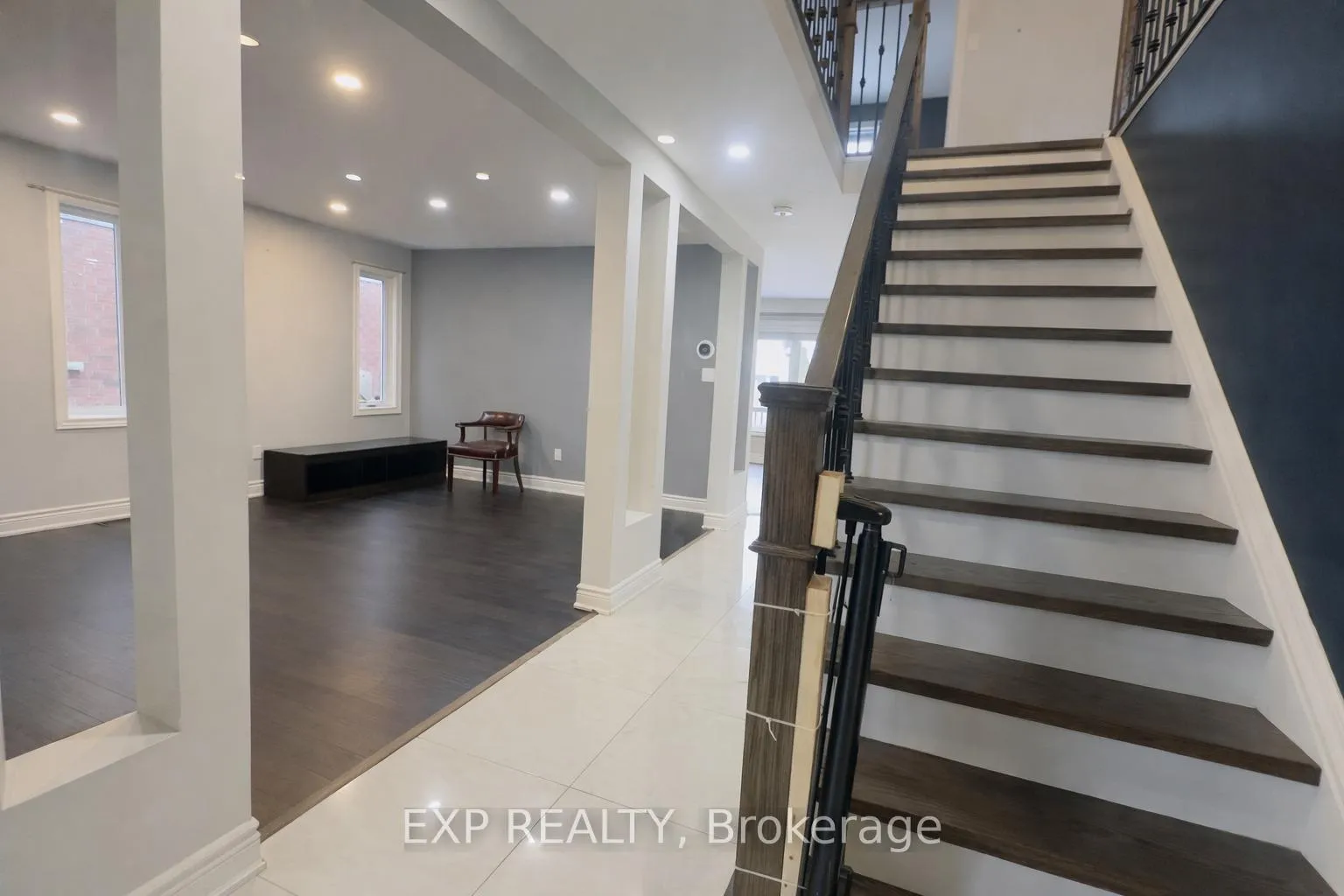 Photo 11 of Unit UPPER, 469 Dansbury Drive, Waterloo — HOMEH
