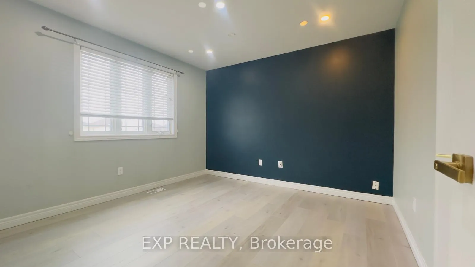 Photo 25 of Unit UPPER, 469 Dansbury Drive, Waterloo — HOMEH