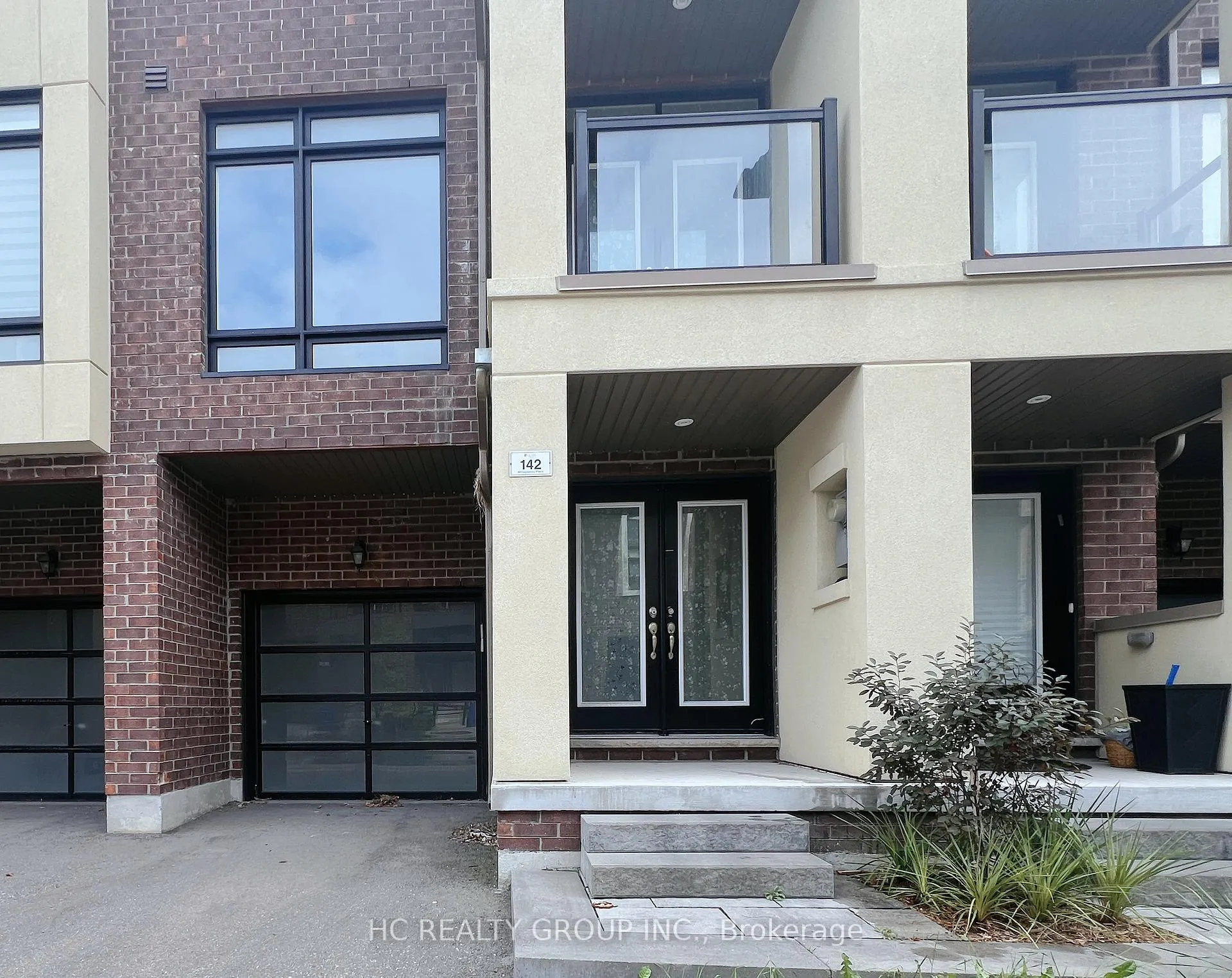 Photo 2 of 142 Moneypenny Place, Vaughan, Beverley Glen — HOMEH