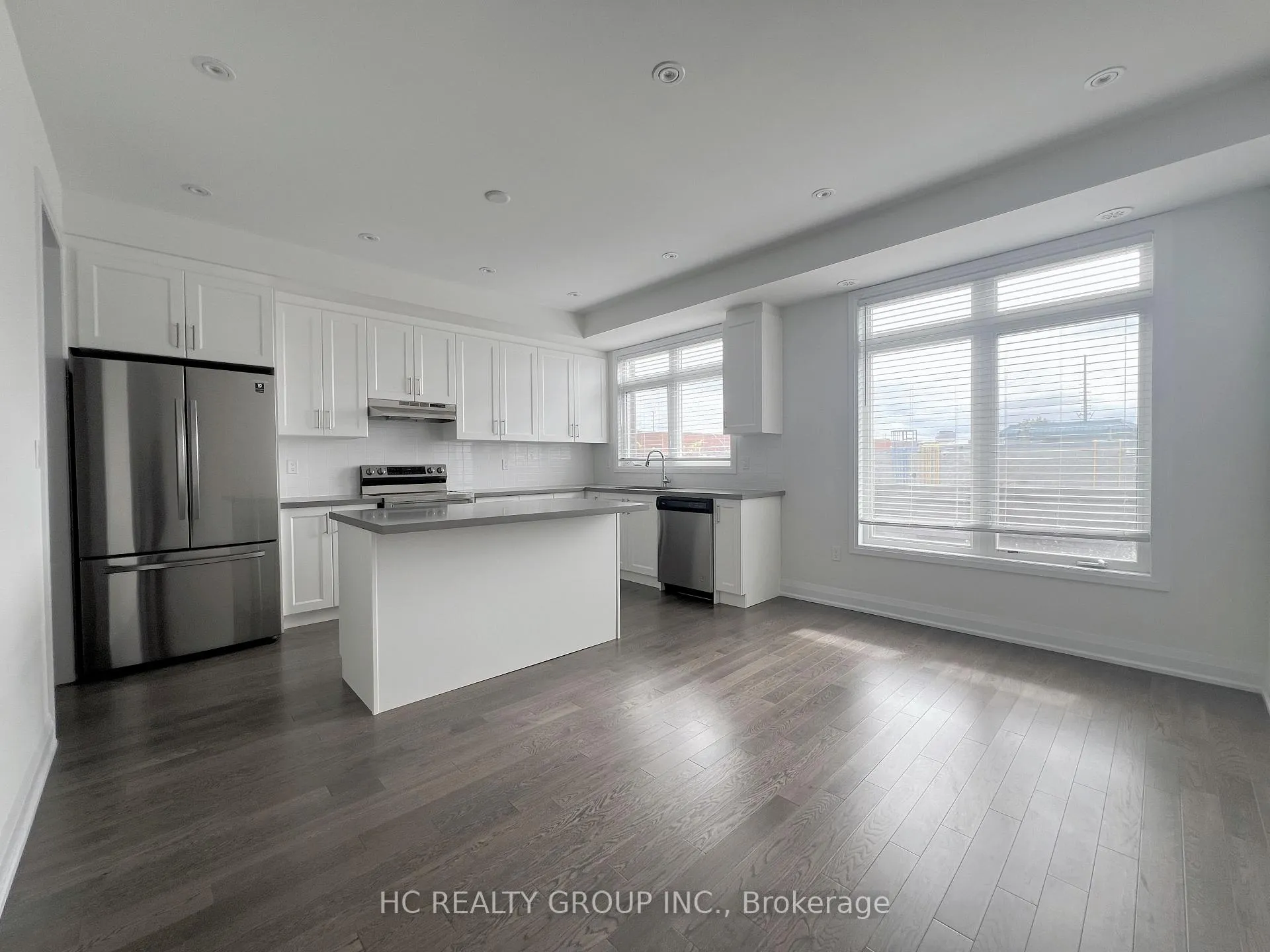 Photo 6 of 142 Moneypenny Place, Vaughan, Beverley Glen — HOMEH