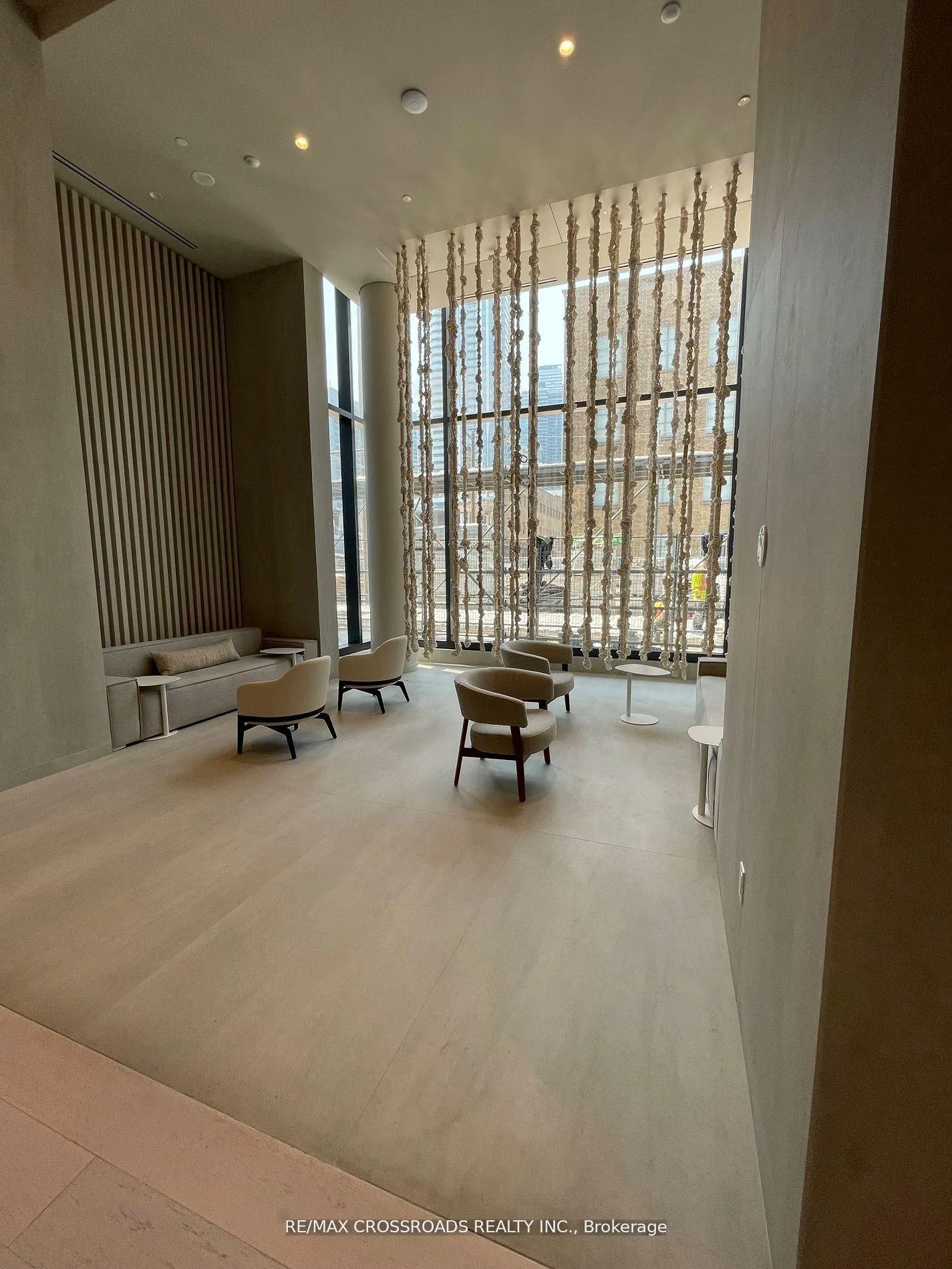 Photo 4 of Unit 6710, 55 Cooper Street, Toronto, Waterfront Communities — HOMEH
