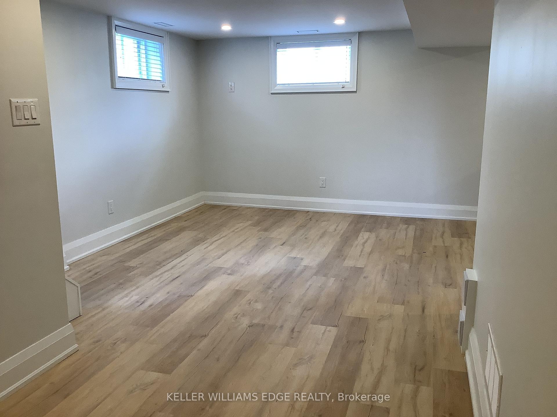 Photo 4 of Unit 2, 229 West 18th Street, Hamilton, Buchanan — HOMEH