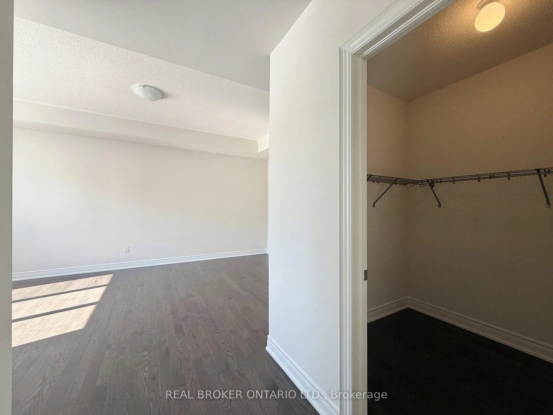 Photo 27 of 33 Cecil Saunders Drive, Georgina, Keswick South — HOMEH