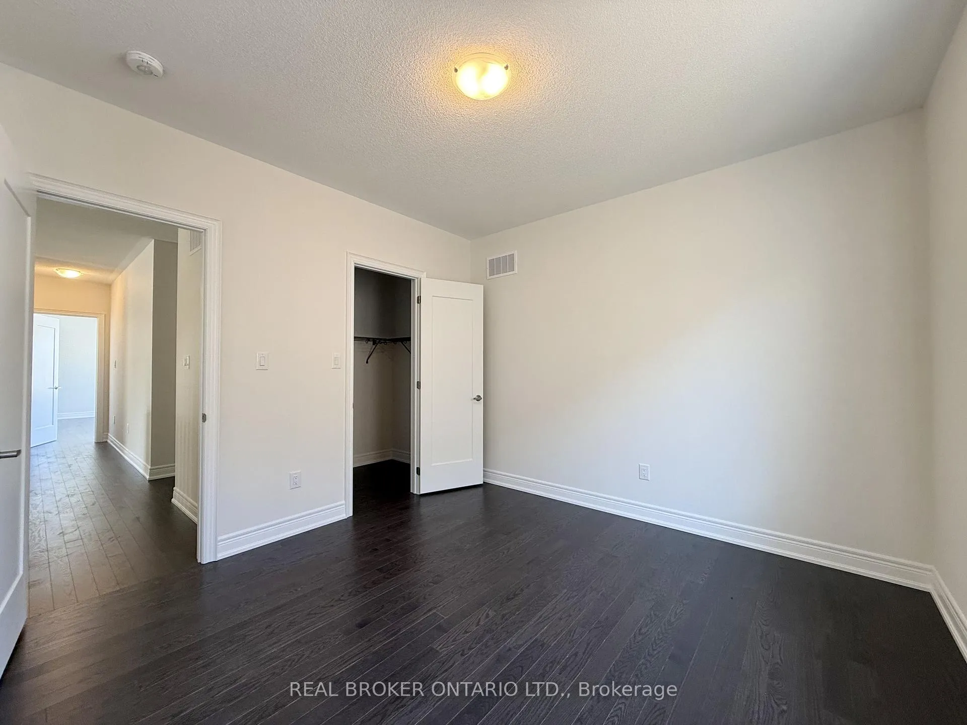 Photo 35 of 33 Cecil Saunders Drive, Georgina, Keswick South — HOMEH