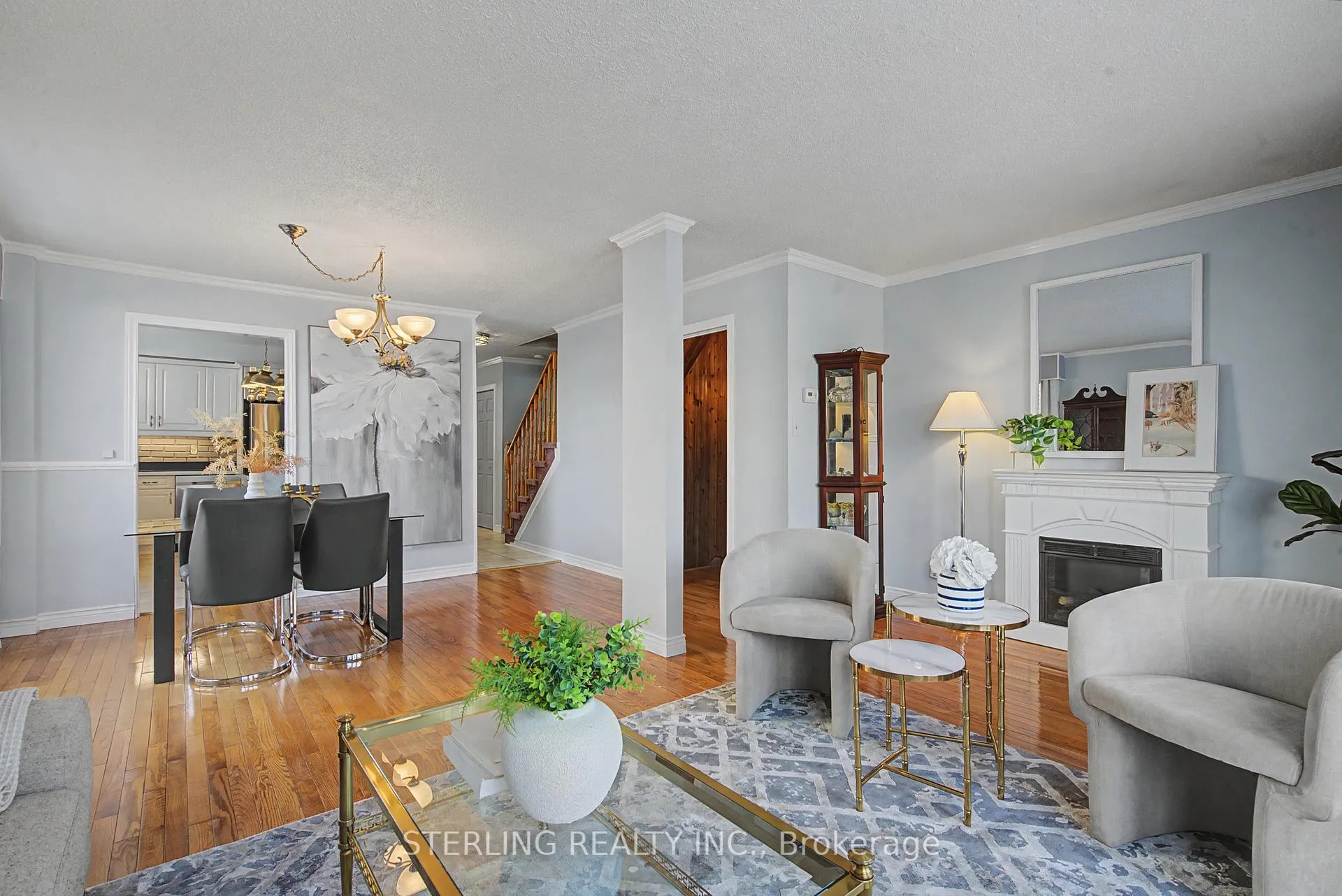 Photo 4 of 673 Balsam Crescent, Oshawa, Lakeview — HOMEH