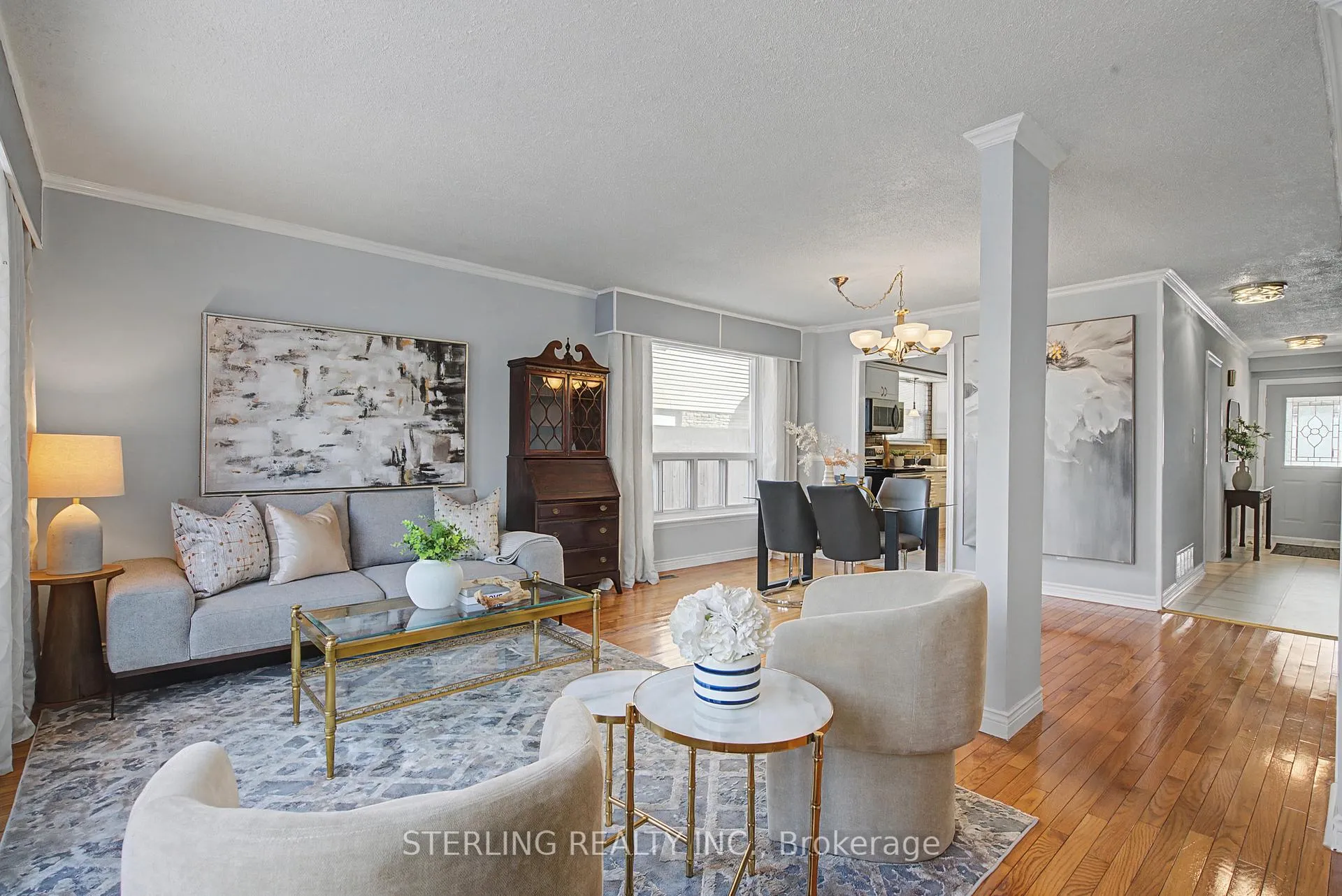 Photo 5 of 673 Balsam Crescent, Oshawa, Lakeview — HOMEH