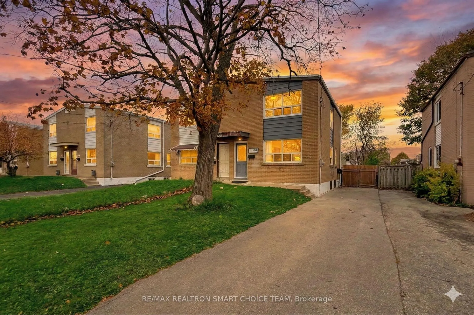 Front of 783 Birchmount Road