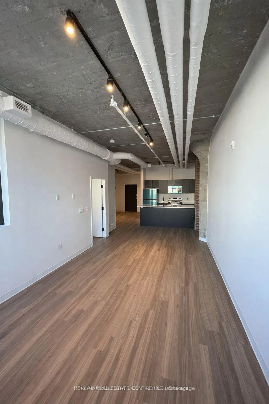 Photo 6 of 120 Huron Street, Guelph, St. Patrick's Ward — HOMEH