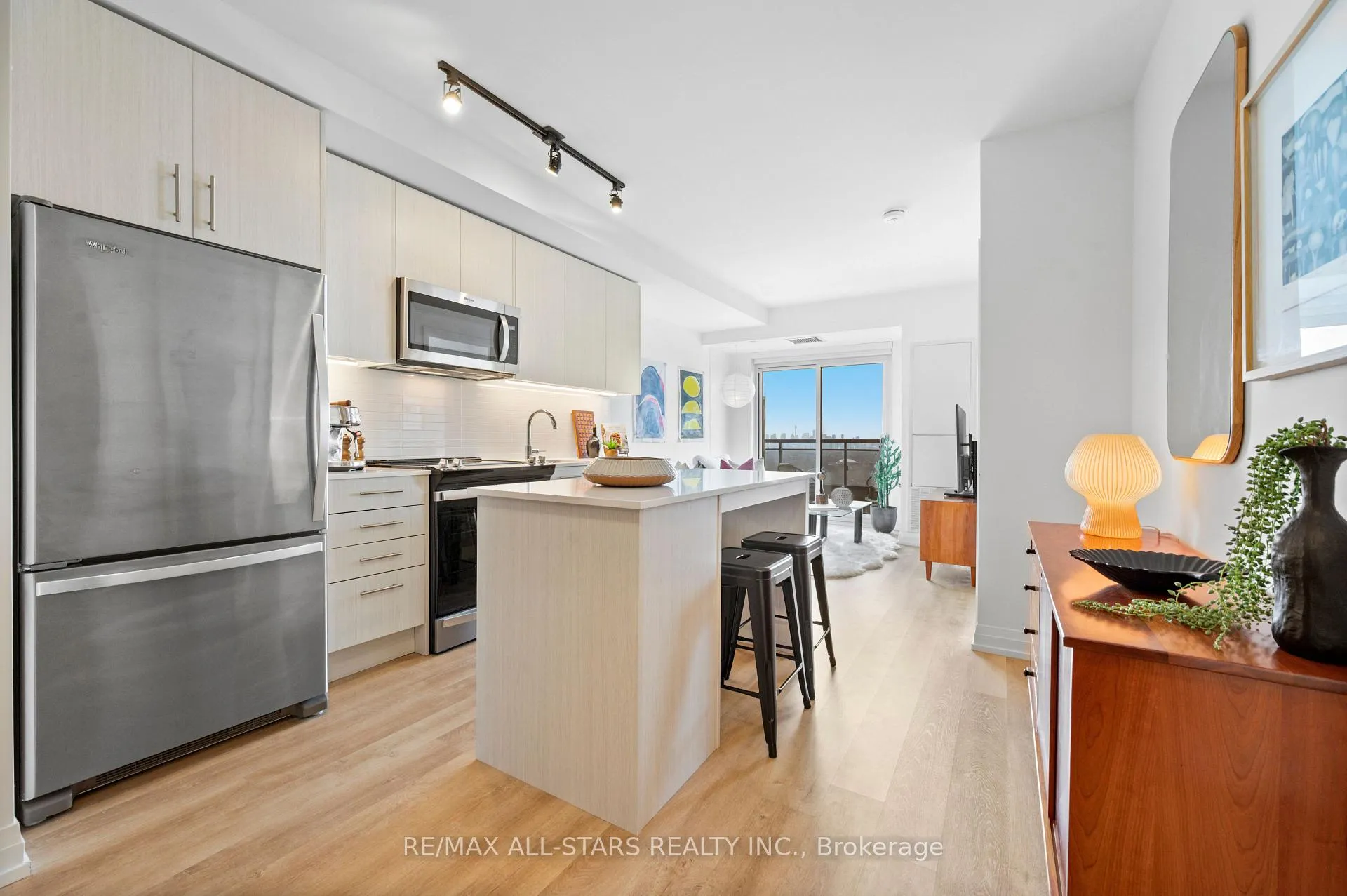 Photo 11 of Unit 2310, 286 Main Street, Toronto, East End-Danforth — HOMEH