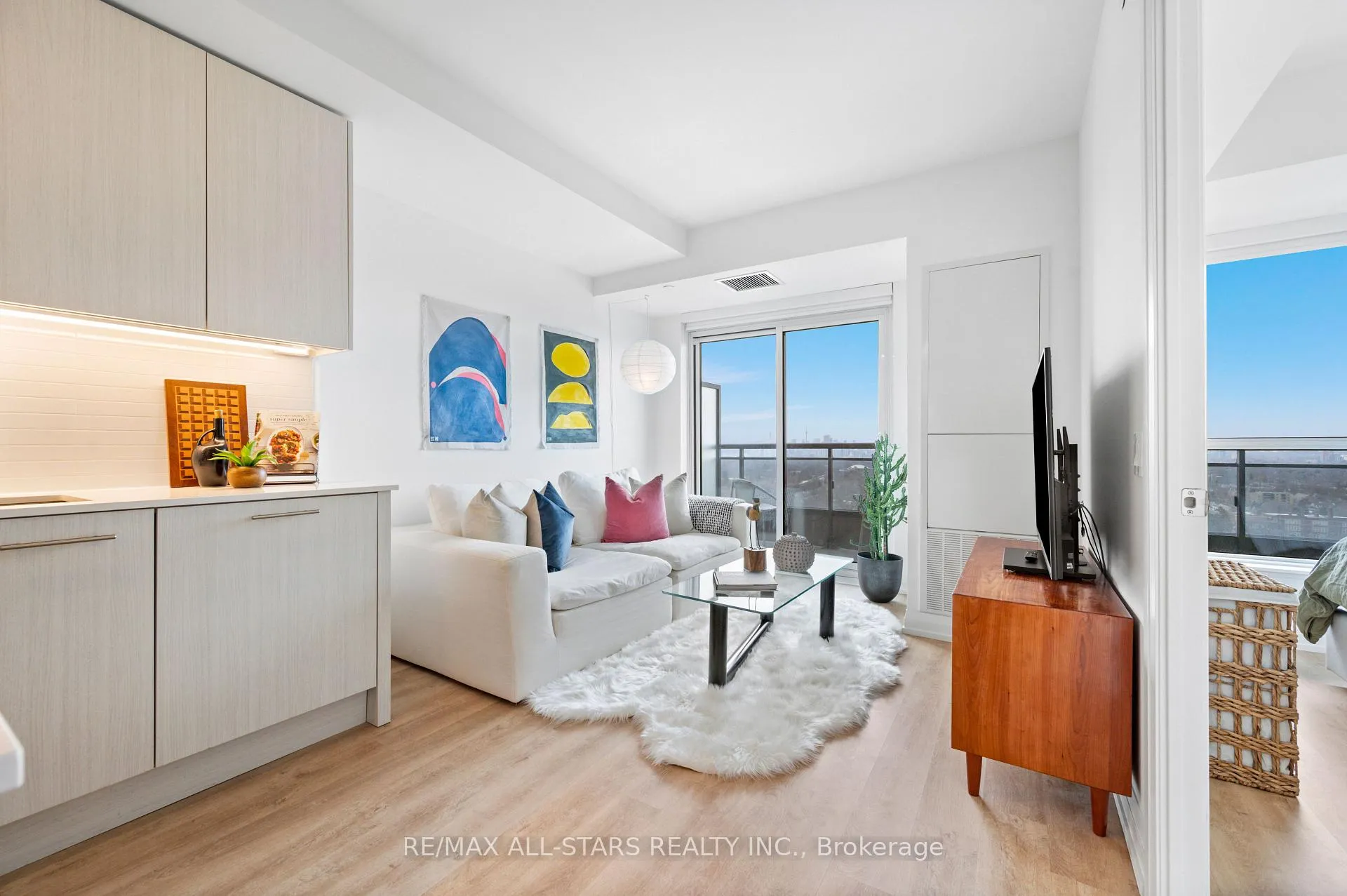 Photo 17 of Unit 2310, 286 Main Street, Toronto, East End-Danforth — HOMEH