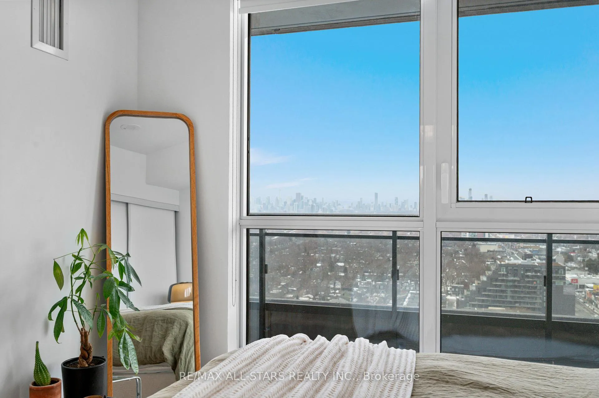 Photo 27 of Unit 2310, 286 Main Street, Toronto, East End-Danforth — HOMEH