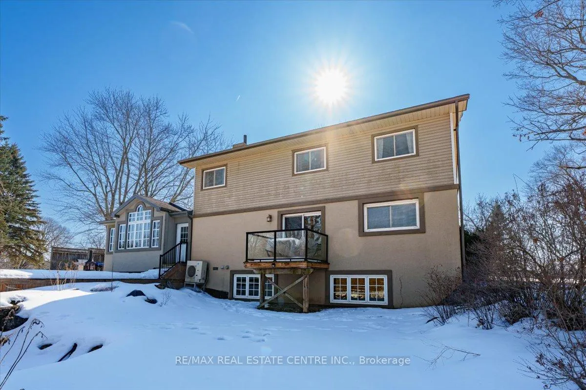 Photo 10 of 1093 Regional Road 97, Hamilton, Rural Flamborough — HOMEH