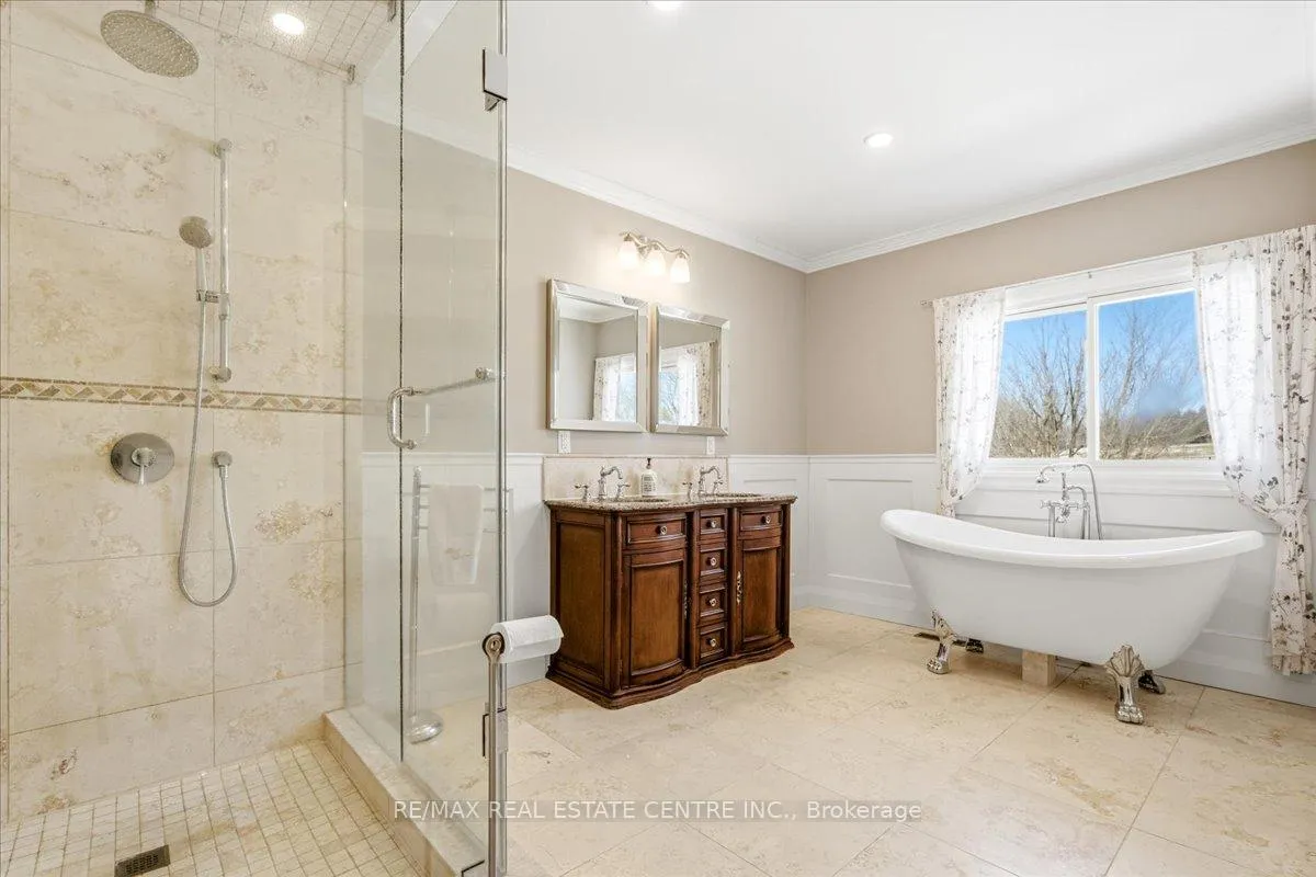Photo 45 of 1093 Regional Road 97, Hamilton, Rural Flamborough — HOMEH