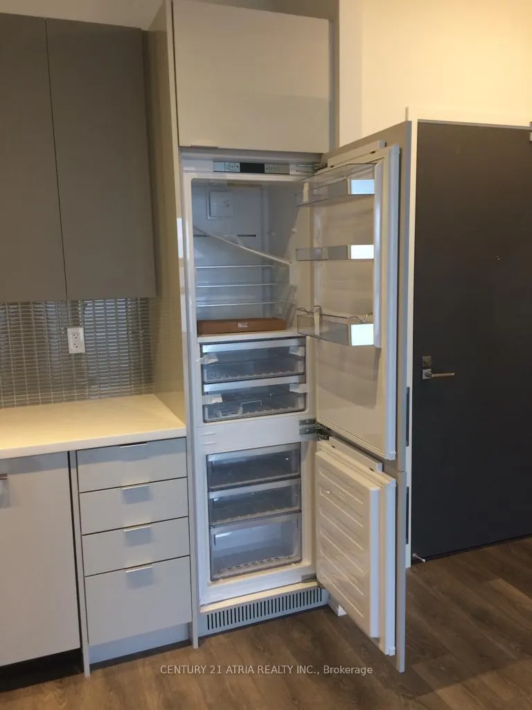 Photo 4 of Unit 314, 2908 Highway 7, Vaughan, Concord — HOMEH