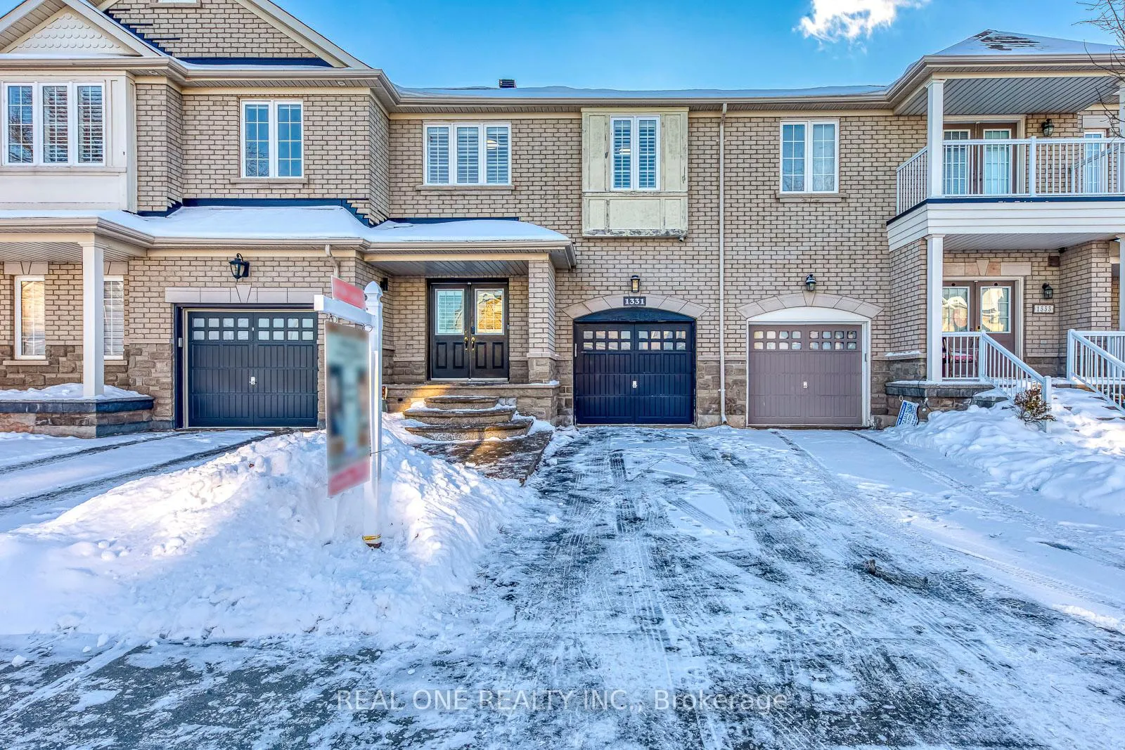 Photo 2 of 1331 Kestell Boulevard, Oakville, Joshua Creek — HOMEH