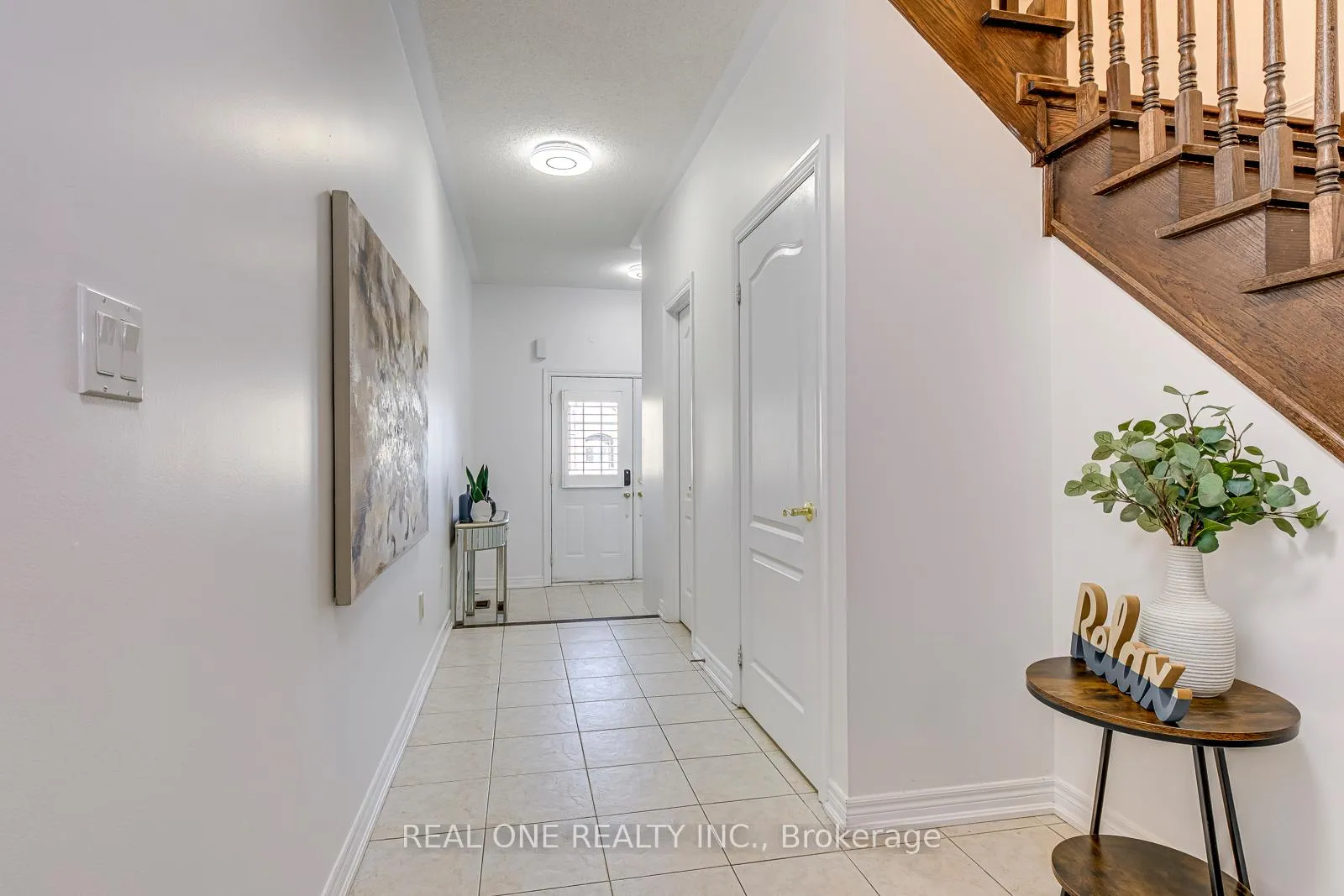 Photo 7 of 1331 Kestell Boulevard, Oakville, Joshua Creek — HOMEH