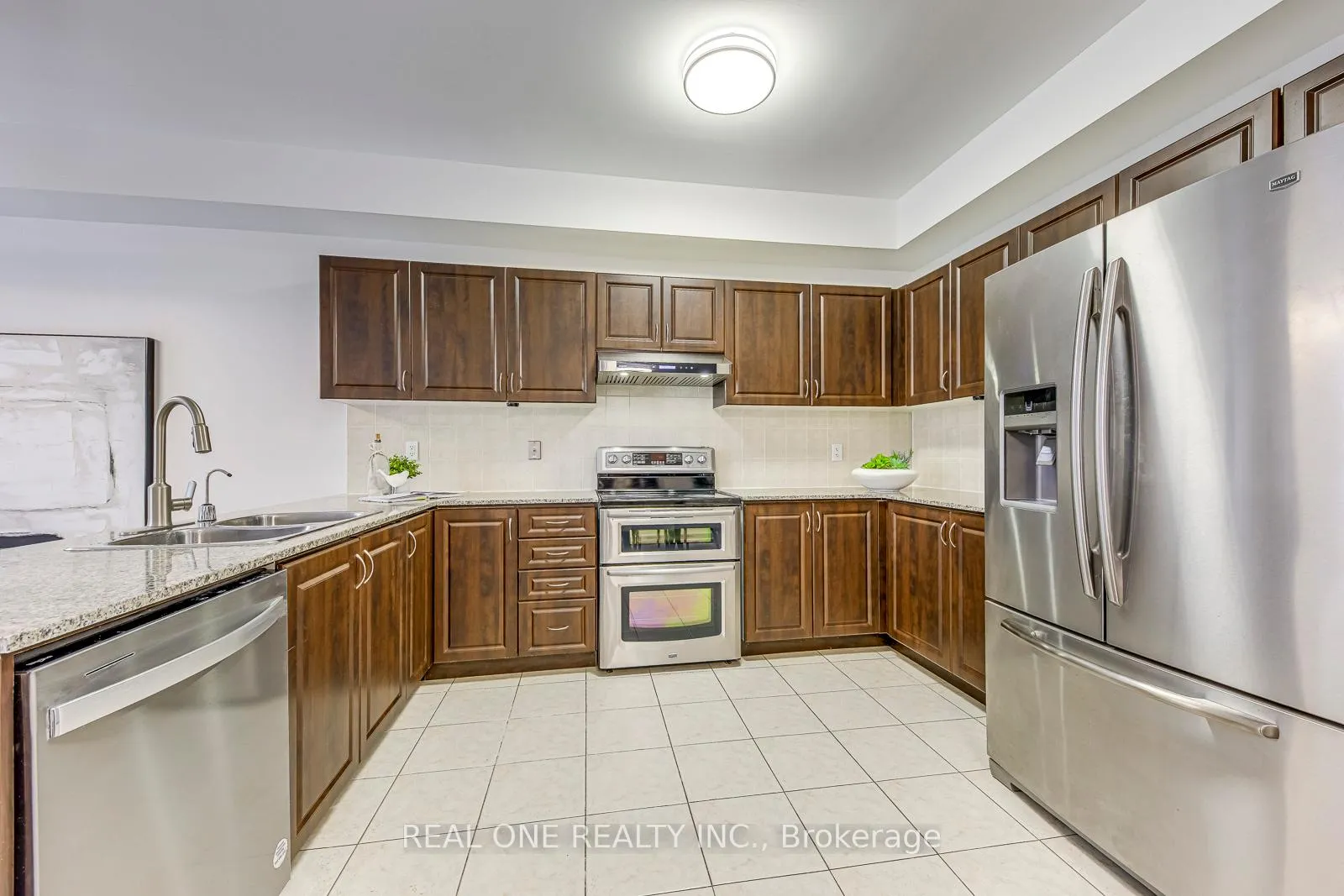 Photo 13 of 1331 Kestell Boulevard, Oakville, Joshua Creek — HOMEH