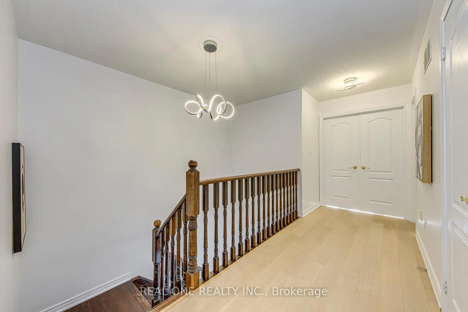 Photo 24 of 1331 Kestell Boulevard, Oakville, Joshua Creek — HOMEH
