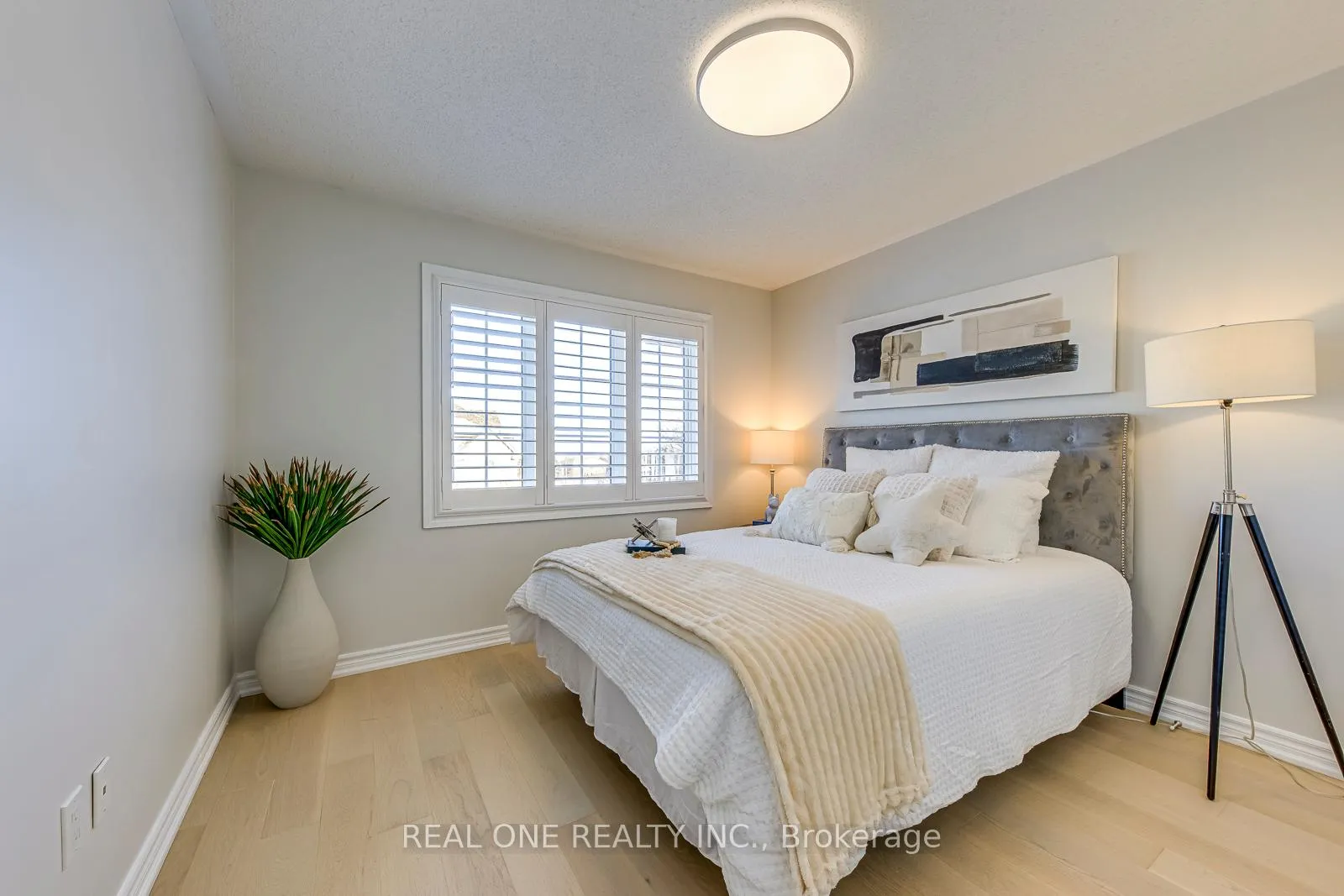 Photo 35 of 1331 Kestell Boulevard, Oakville, Joshua Creek — HOMEH