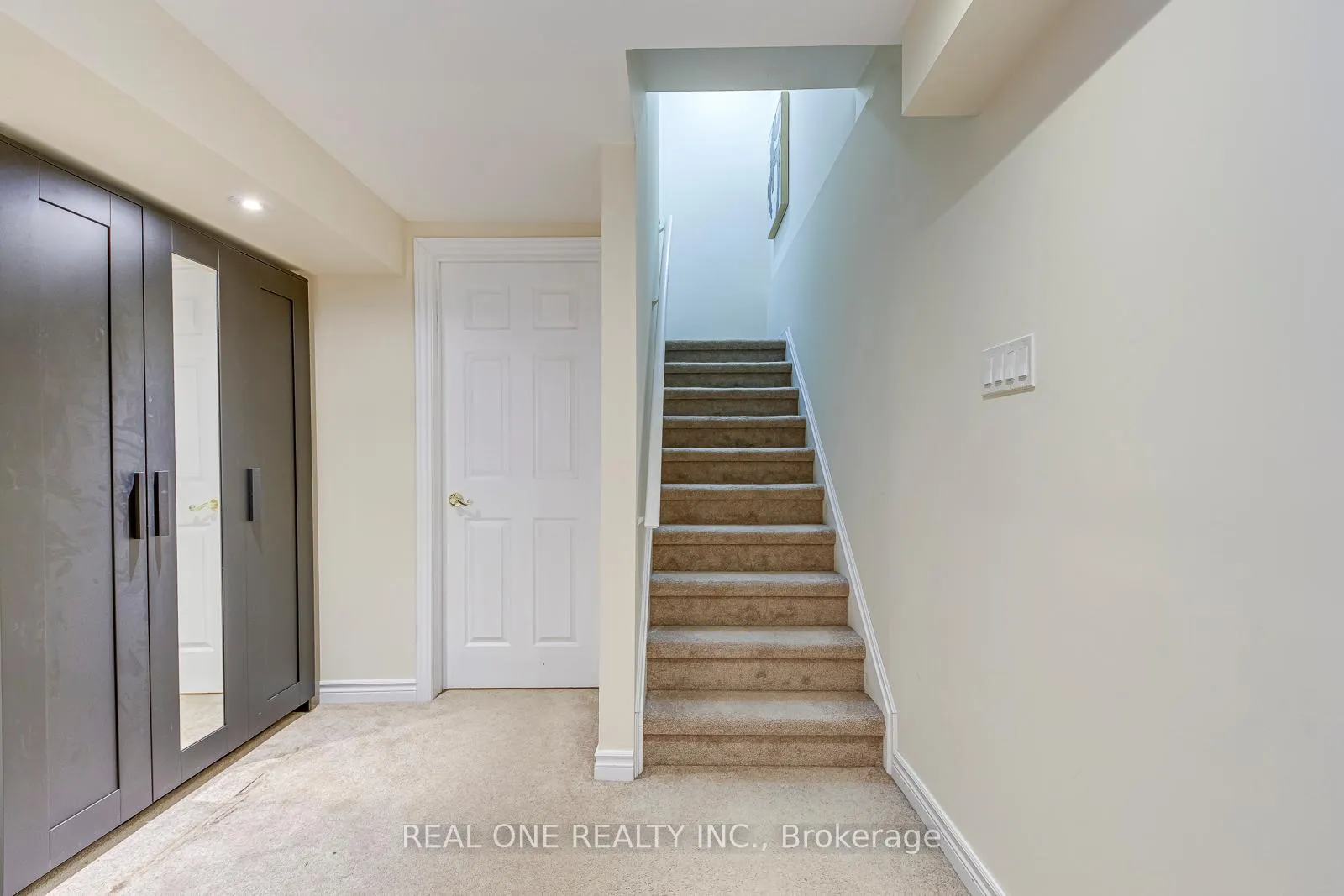 Photo 42 of 1331 Kestell Boulevard, Oakville, Joshua Creek — HOMEH