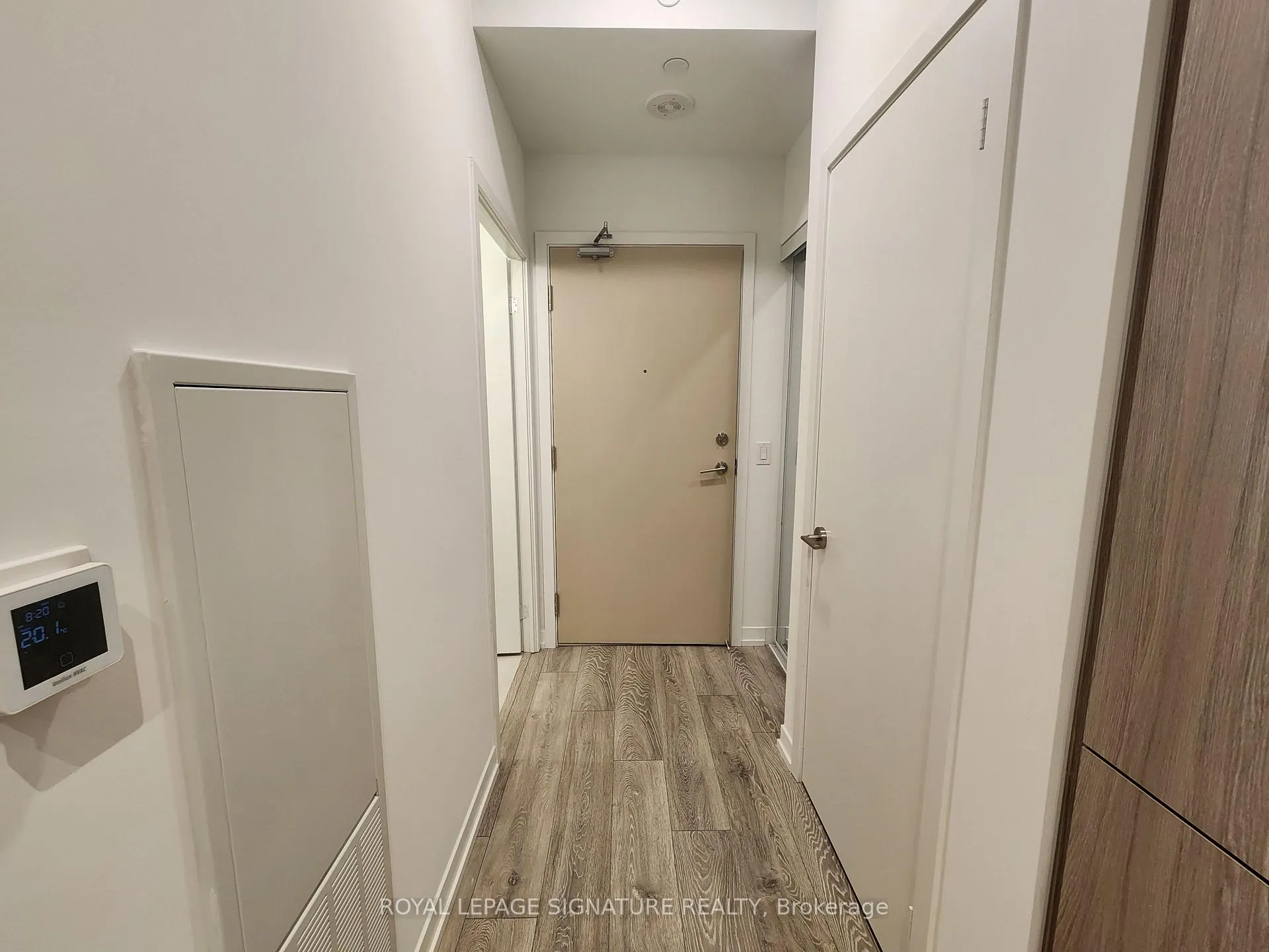 Photo 4 of Unit 727, 2020 Bathurst Street, Toronto, Humewood-Cedarvale — HOMEH