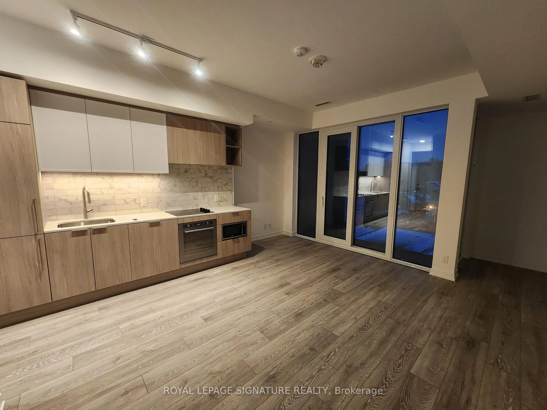 Photo 7 of Unit 727, 2020 Bathurst Street, Toronto, Humewood-Cedarvale — HOMEH