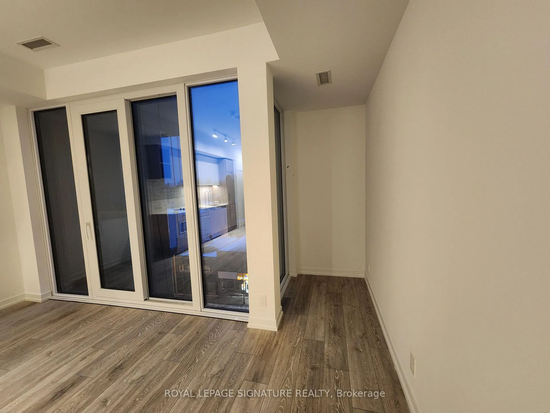 Photo 8 of Unit 727, 2020 Bathurst Street, Toronto, Humewood-Cedarvale — HOMEH