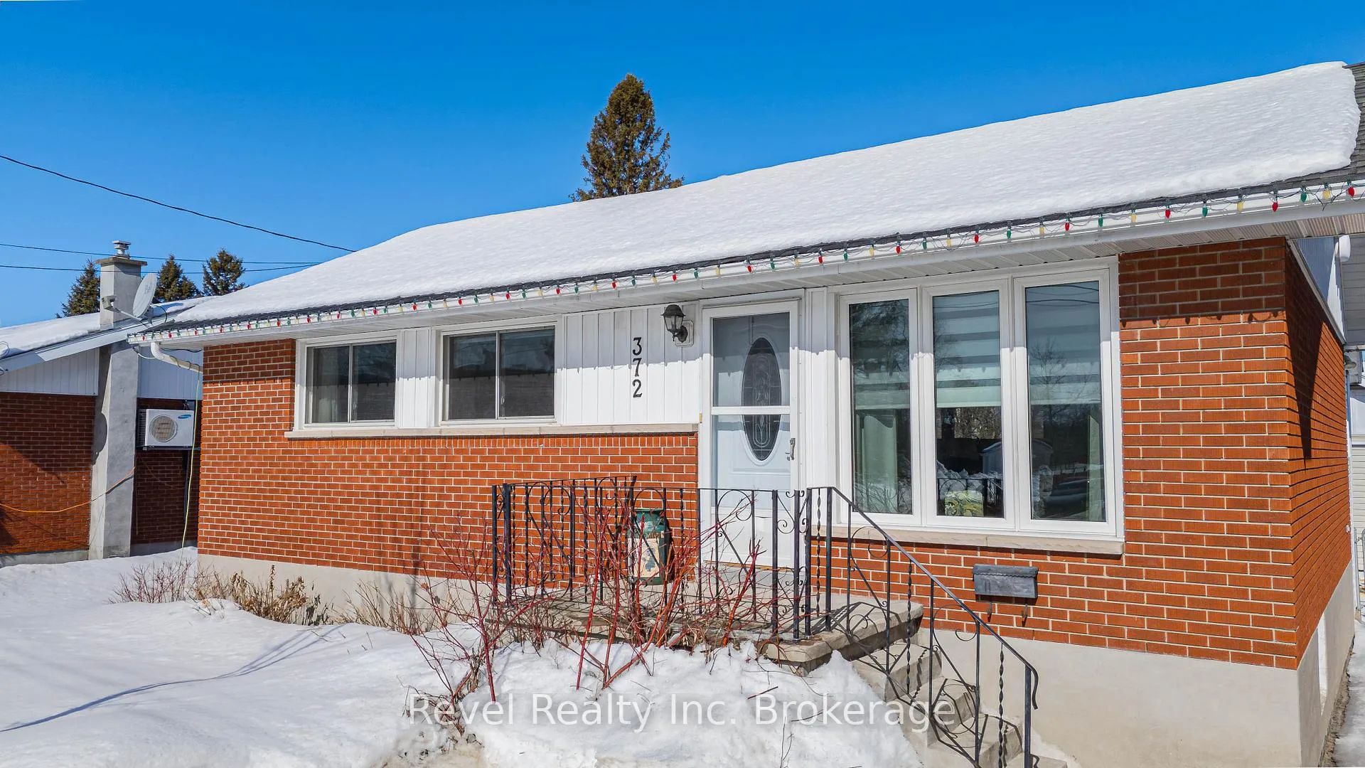 Photo 2 of 372 Mckenzie Avenue, North Bay, Widdifield — HOMEH