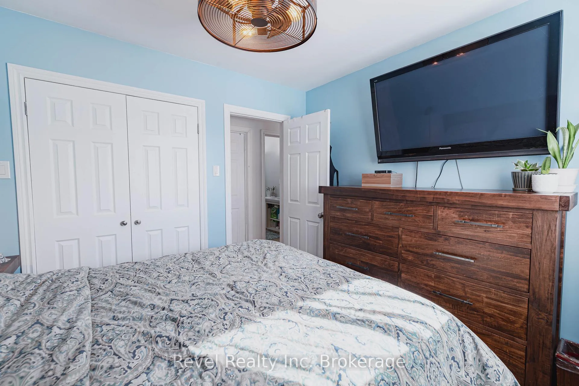 Photo 16 of 372 Mckenzie Avenue, North Bay, Widdifield — HOMEH