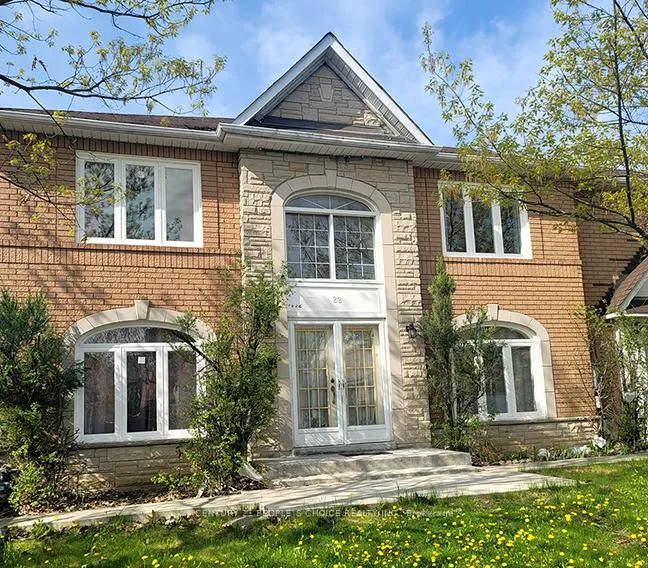 Photo 3 of 22 Yellow Brick Road, Brampton, Brampton North — HOMEH