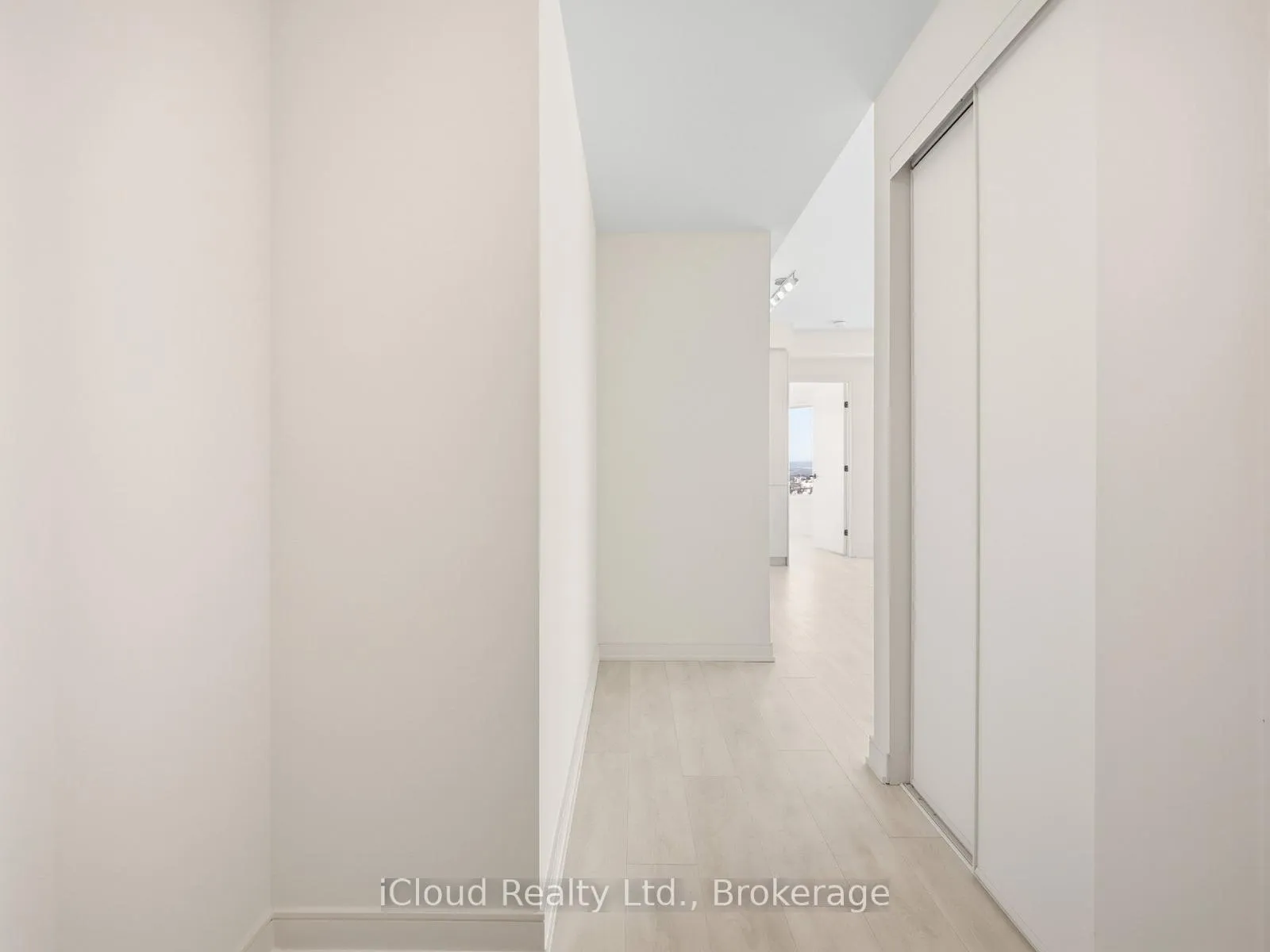 Photo 18 of Unit 2202, 8020 Derry Road, Milton, Coates — HOMEH