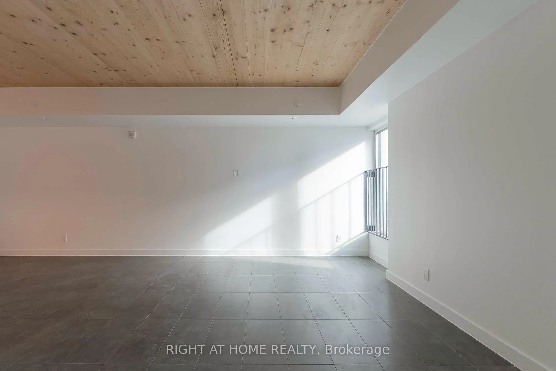 Photo 20 of Unit 302, 1598 Queen Street E, Toronto, Greenwood-Coxwell — HOMEH