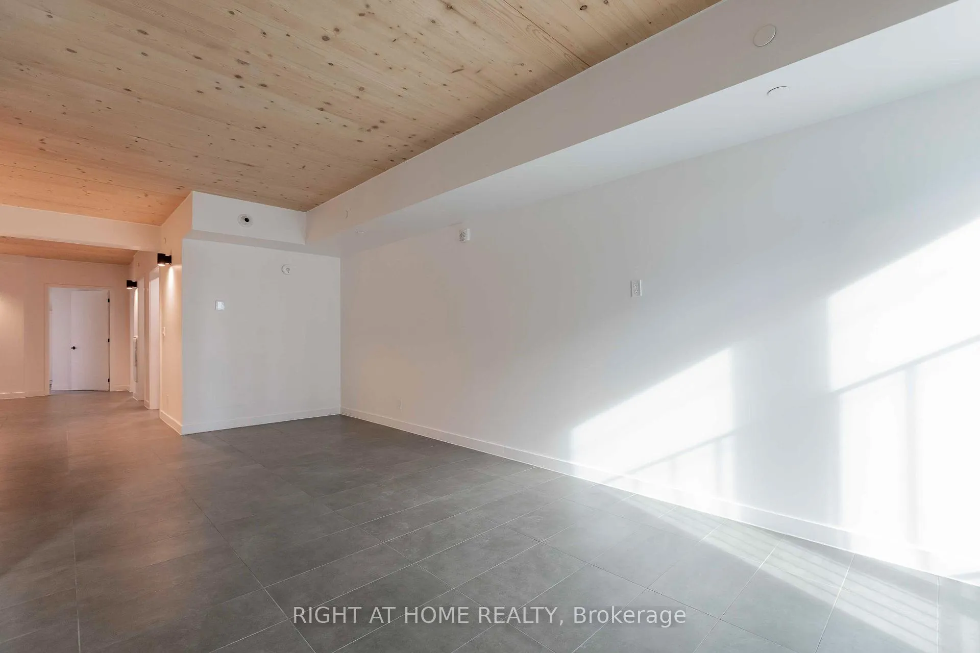 Photo 21 of Unit 302, 1598 Queen Street E, Toronto, Greenwood-Coxwell — HOMEH