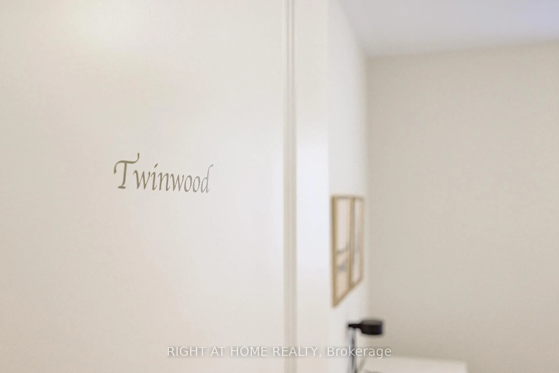 Photo 16 of Unit 300, 300 McEachern Lane, Gravenhurst, Muskoka (S) — HOMEH