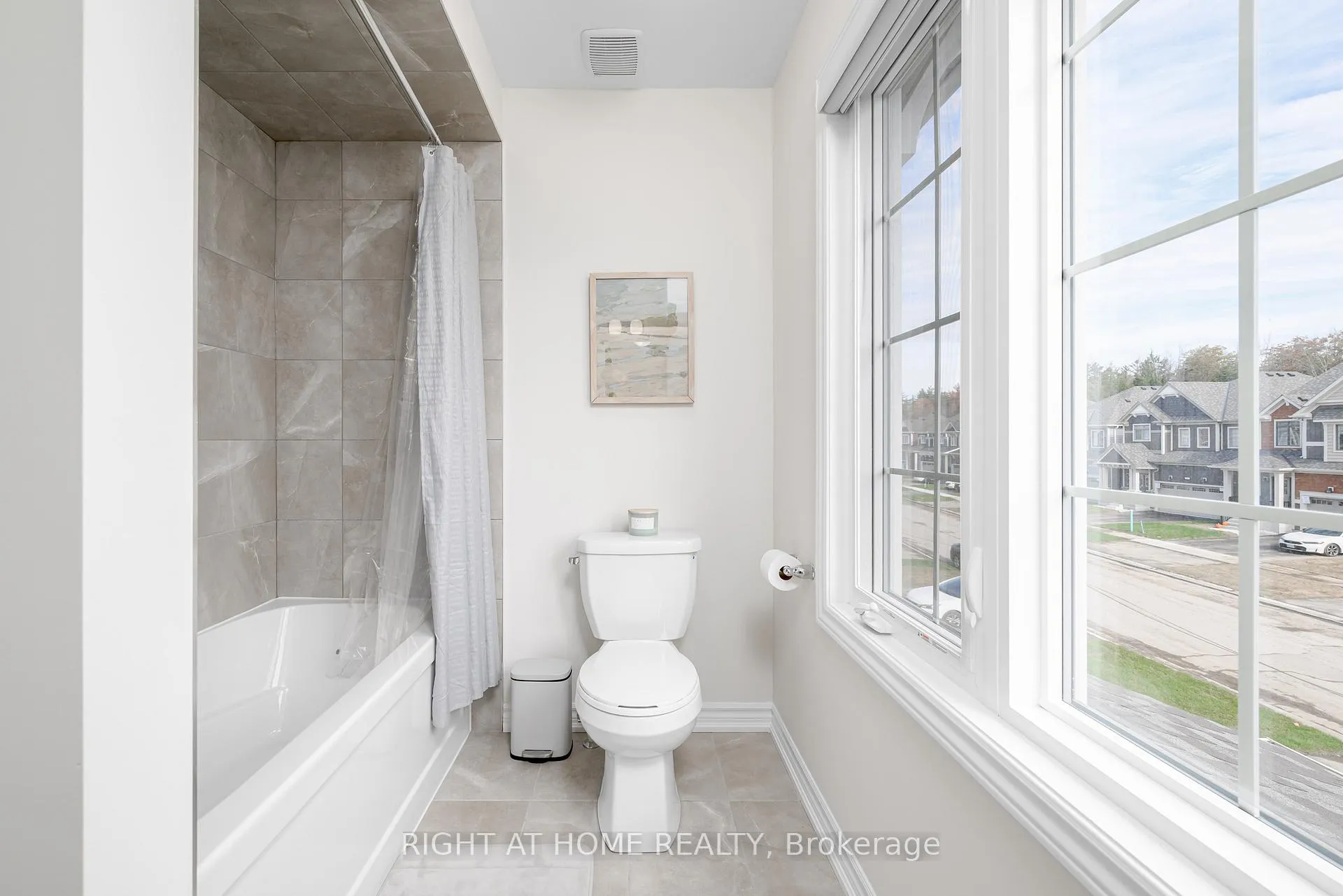Photo 29 of Unit 300, 300 McEachern Lane, Gravenhurst, Muskoka (S) — HOMEH