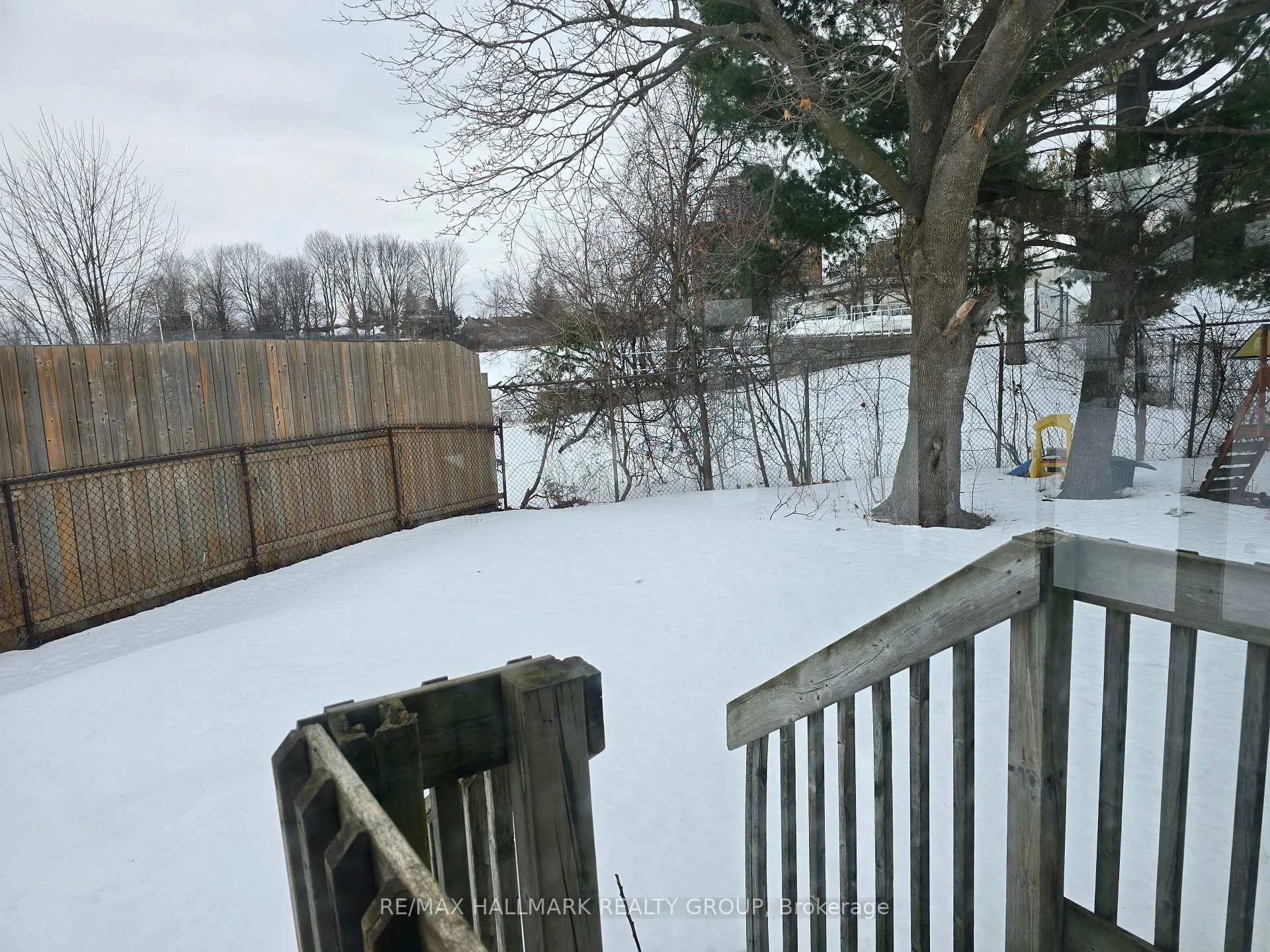 Photo 17 of 2706 Hickson Crescent, Ottawa, Redwood Park — HOMEH