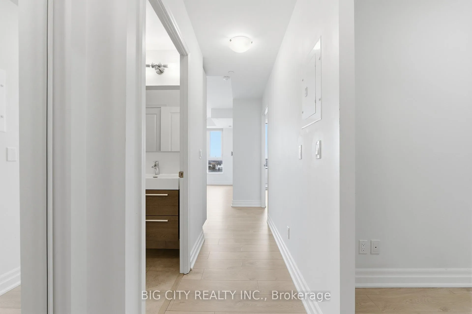 Photo 2 of Unit 1116, 8 Rouge Valley Drive, Markham, Unionville — HOMEH