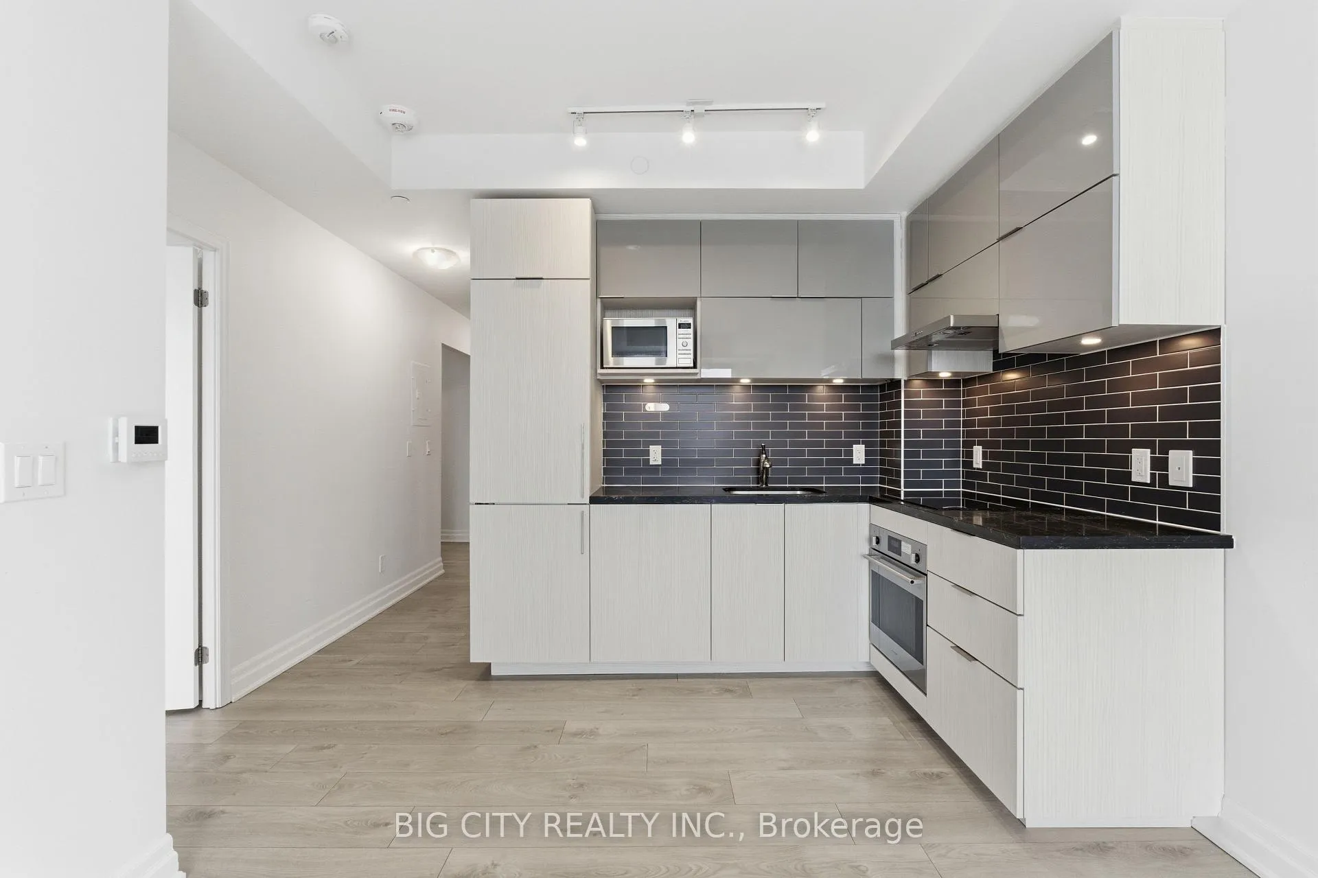 Photo 6 of Unit 1116, 8 Rouge Valley Drive, Markham, Unionville — HOMEH
