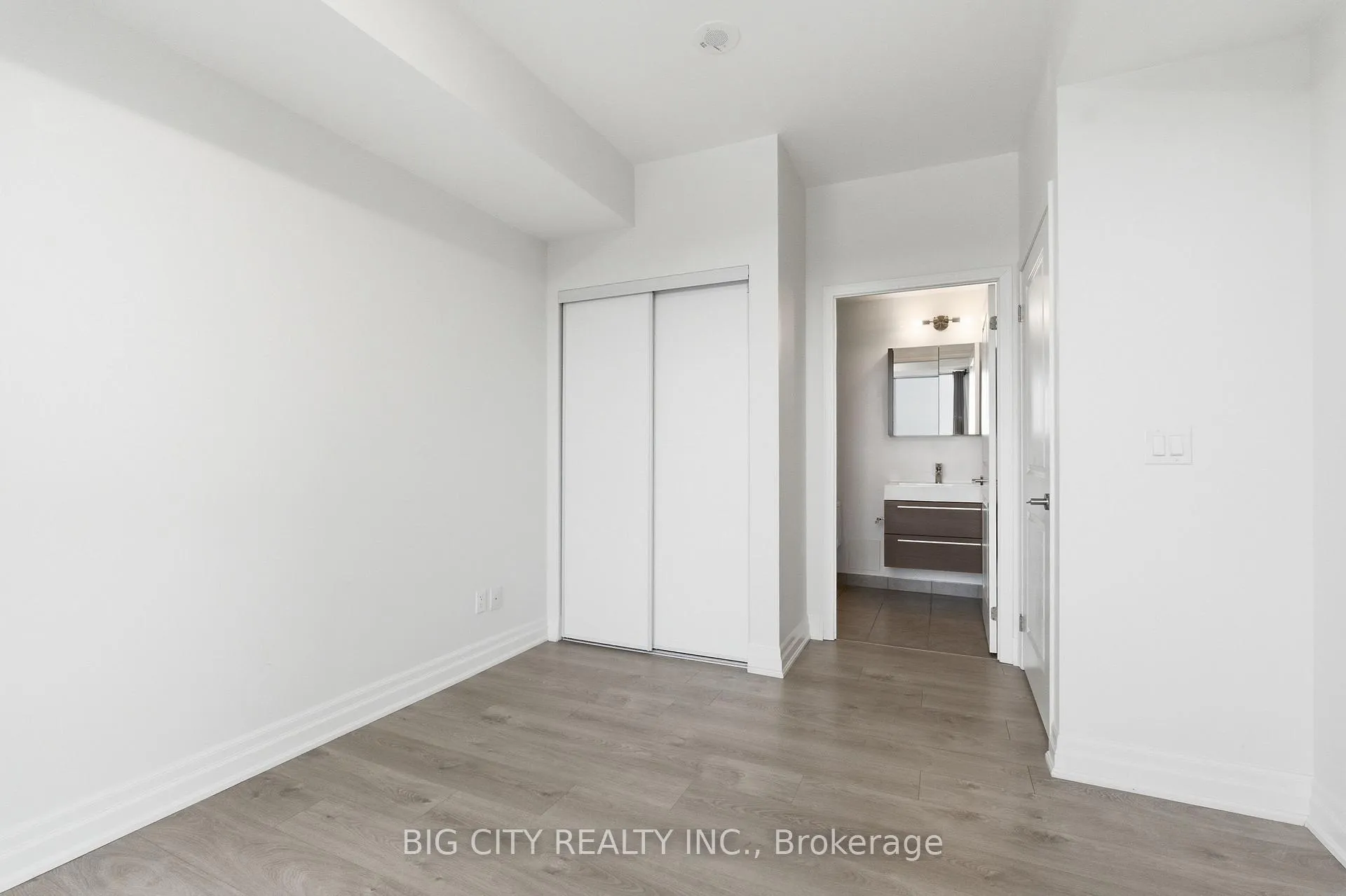 Photo 9 of Unit 1116, 8 Rouge Valley Drive, Markham, Unionville — HOMEH