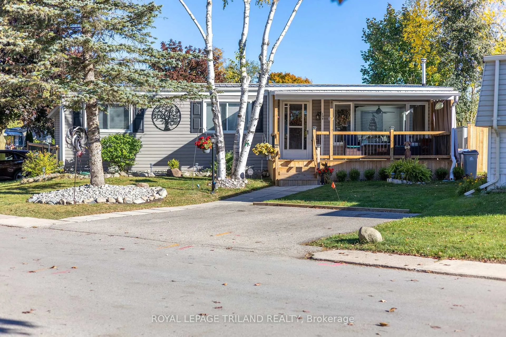 Photo 2 of 154 Pebble Beach Parkway, South Huron, Stephen — HOMEH